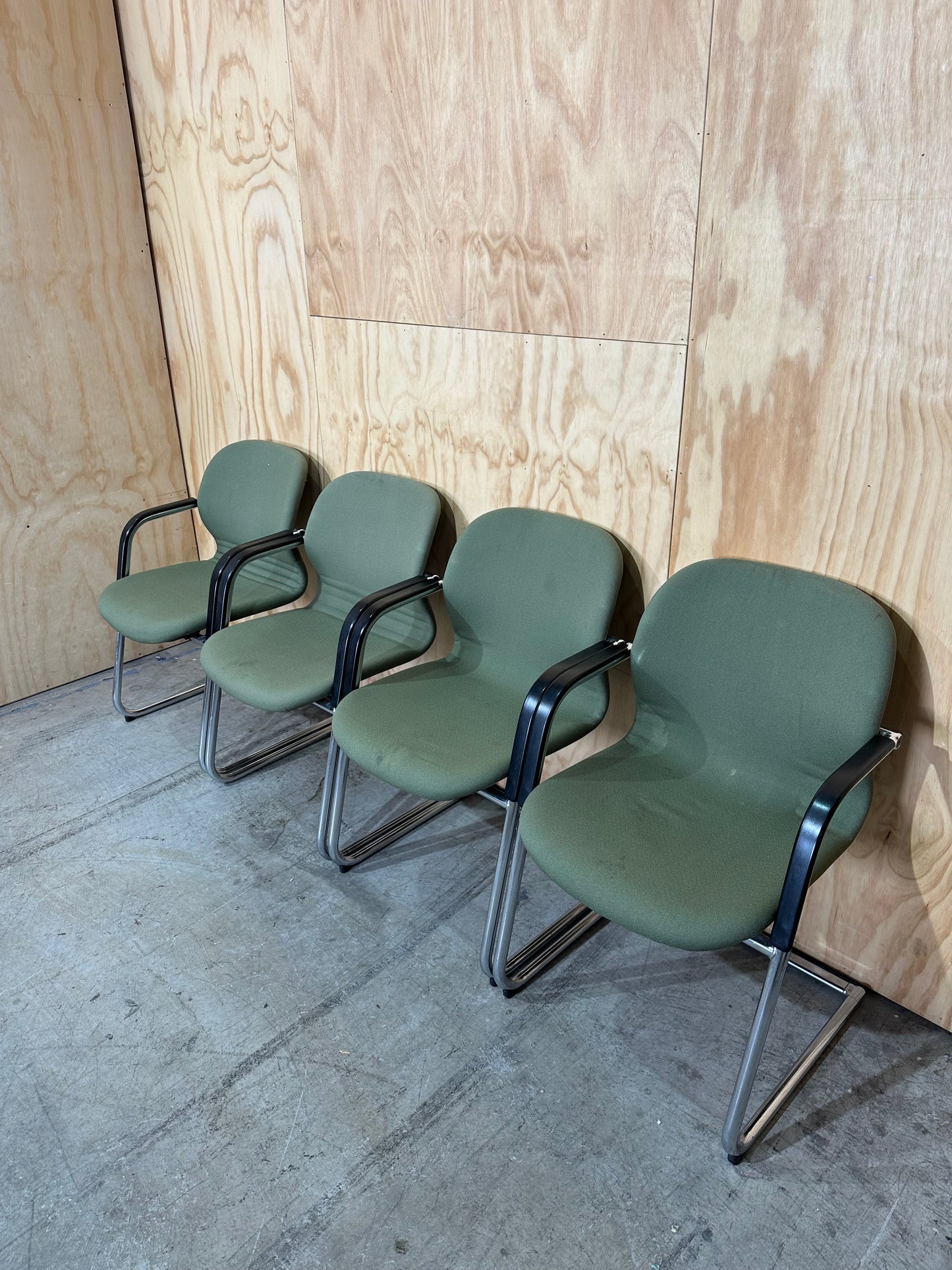 Vintage Wilkhahn FS Line Cantilever Chair in Olive Green (B Grade)