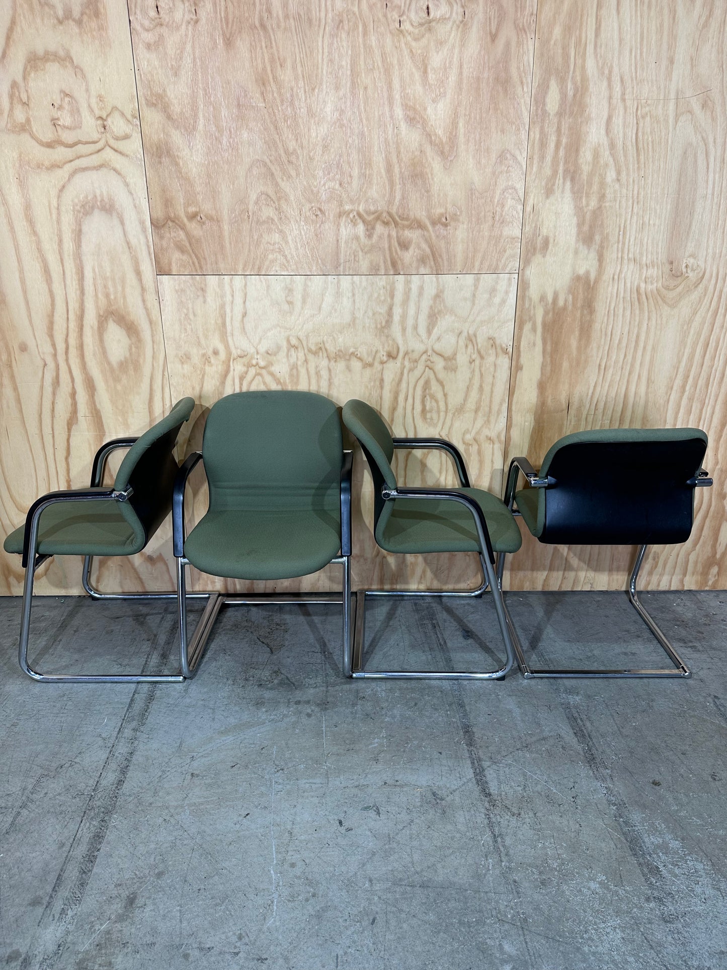 Vintage Wilkhahn FS Line Cantilever Chair in Olive Green (B Grade)