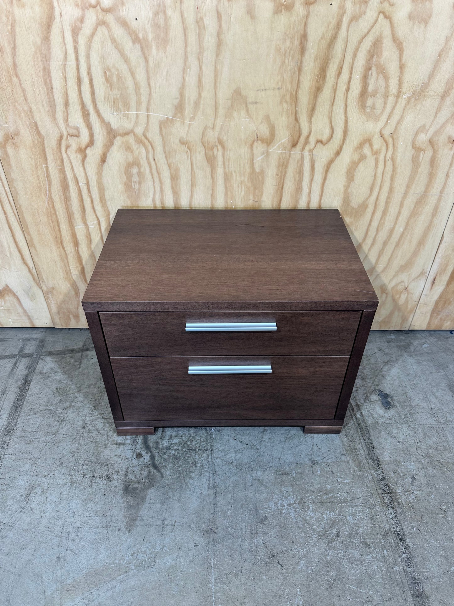 Maitland Nightstand by Silver Lynx