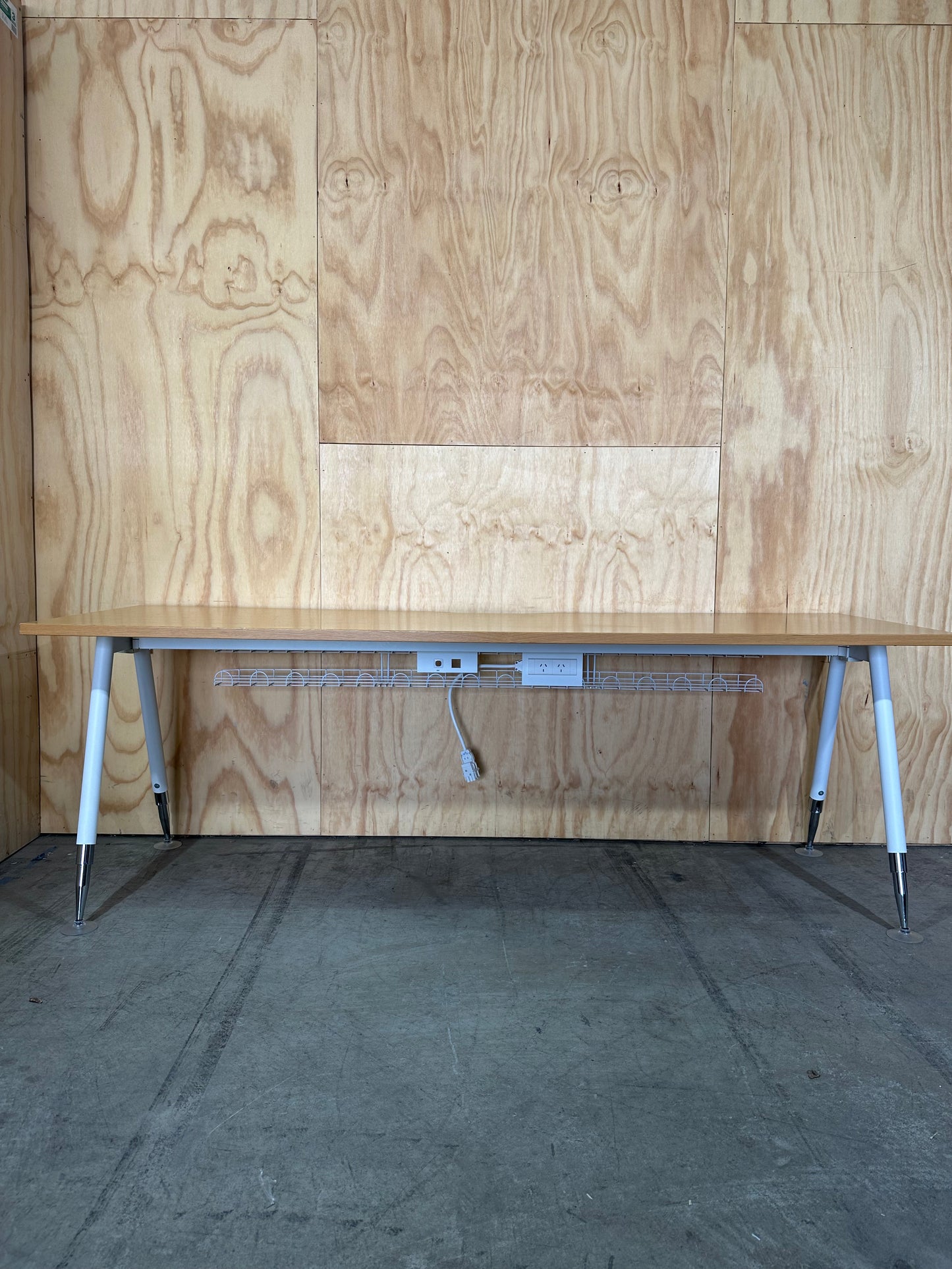 Fusion Workstation by Workspace