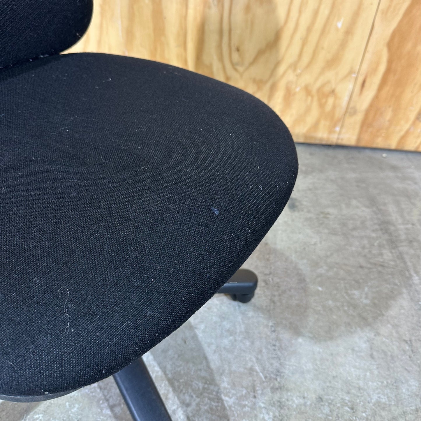 A1 Office Furniture Task Chair