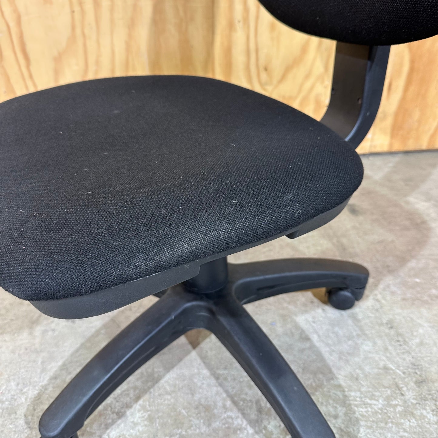 Black Office Desk Chair