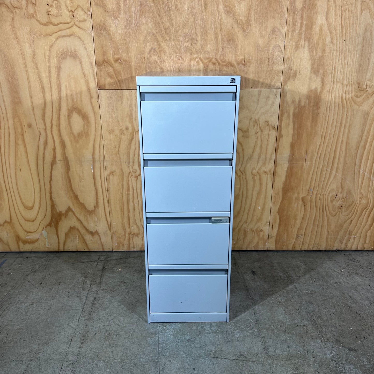Namco Silhouette 4 Drawer Filing Cabinet in Grey