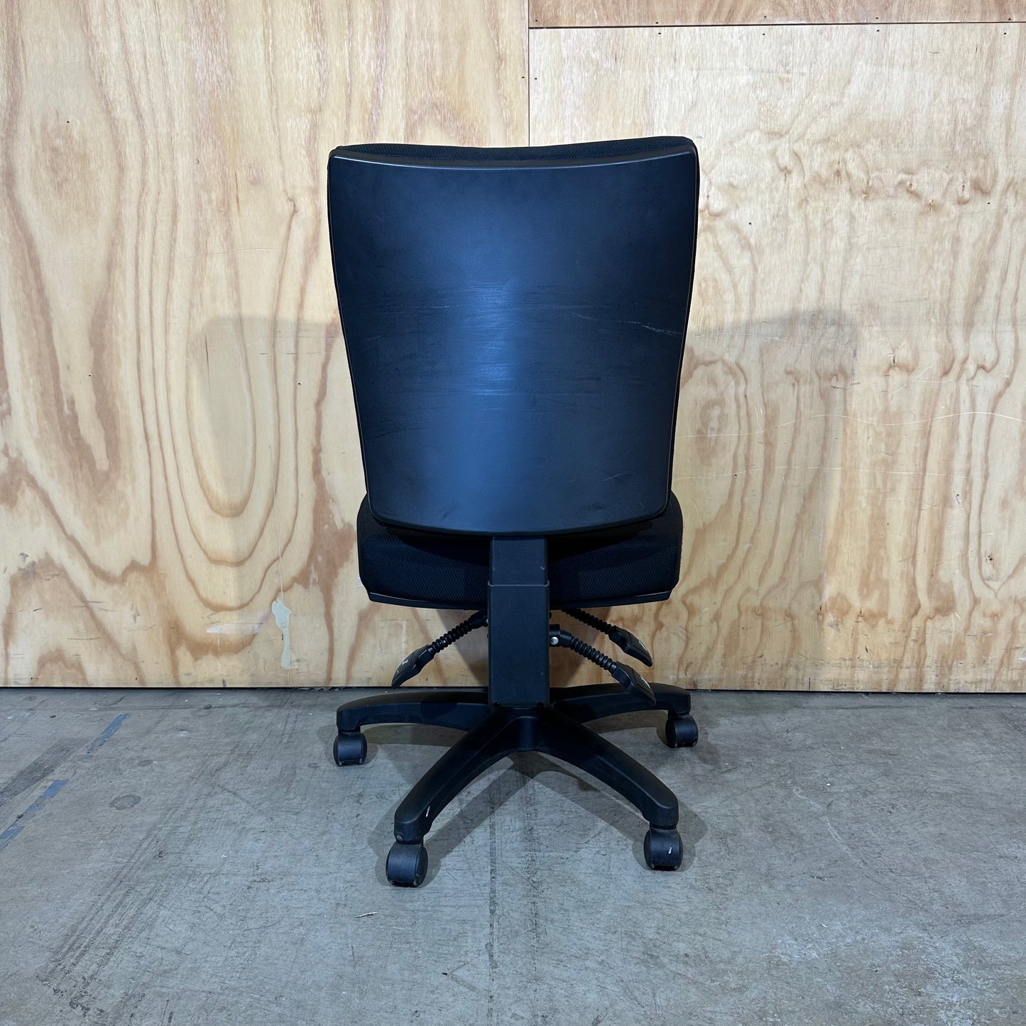 Pago Matrix Advance Medium Back Ergonomic Task Chair
