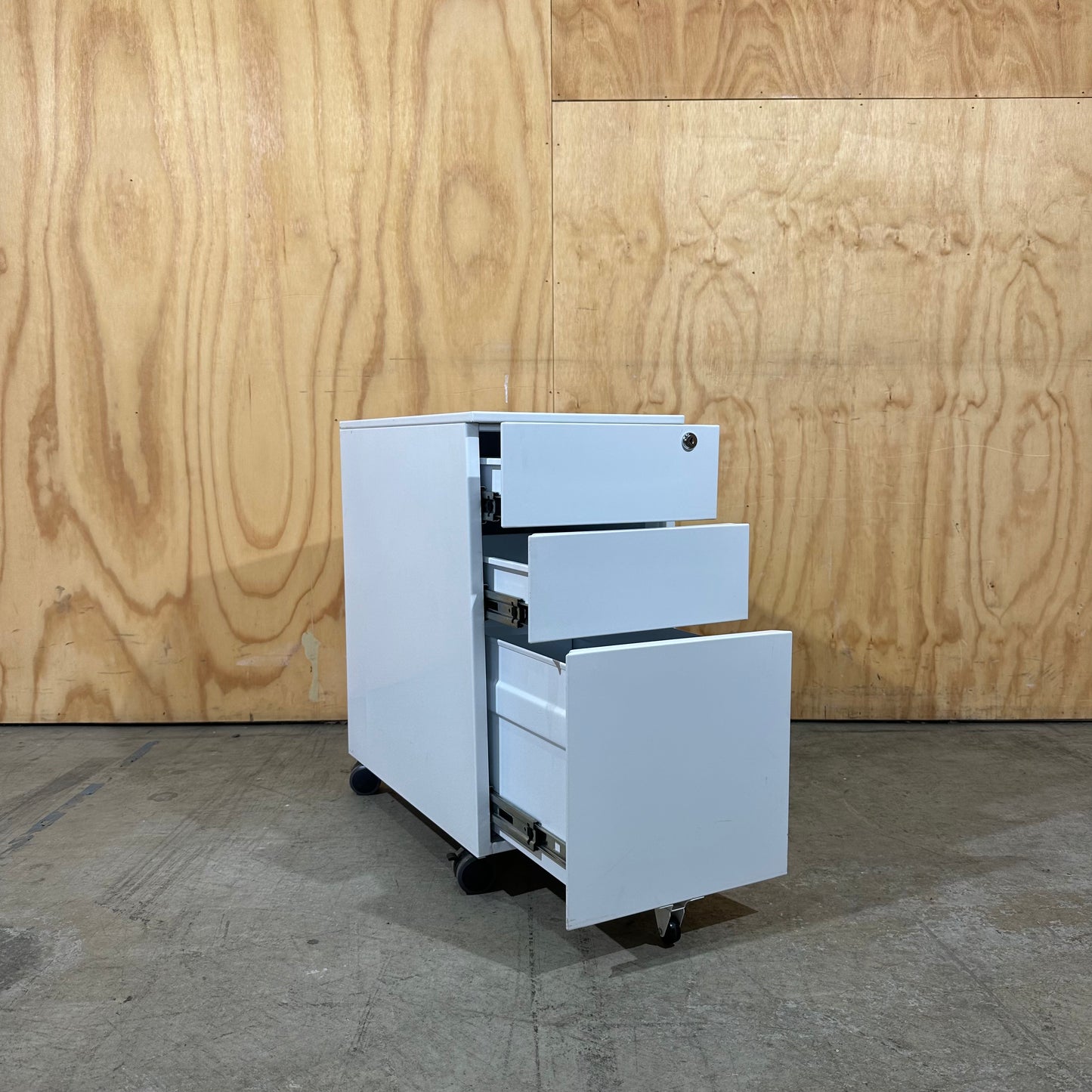 Slimline White 3-Drawer Pedestal