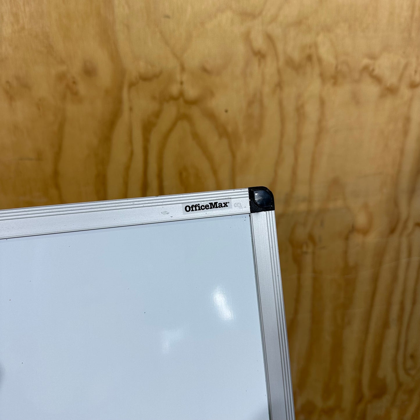 Officemax Whiteboard on Tripod Stand