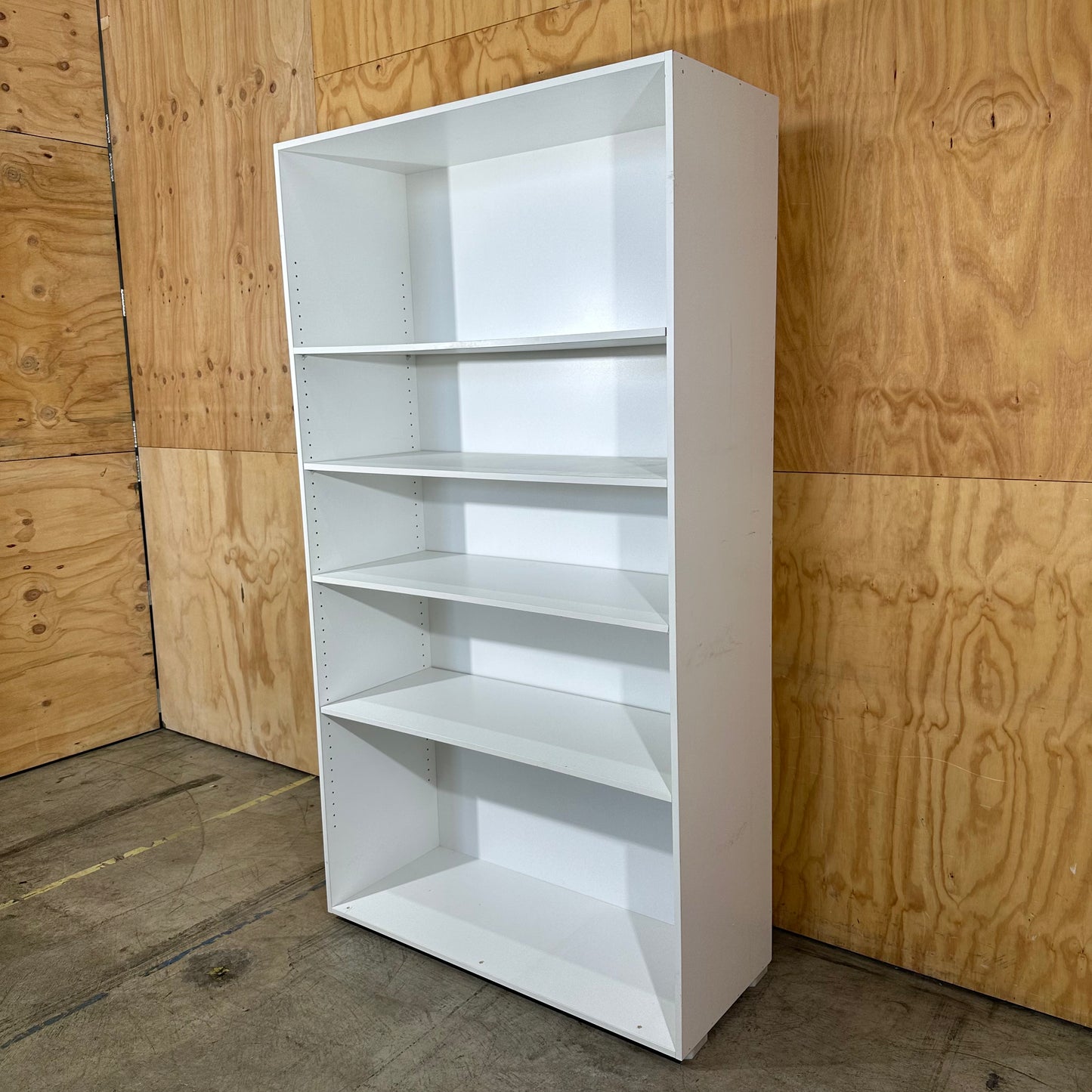White Shelving Unit (1100Wx450Dx2030H)