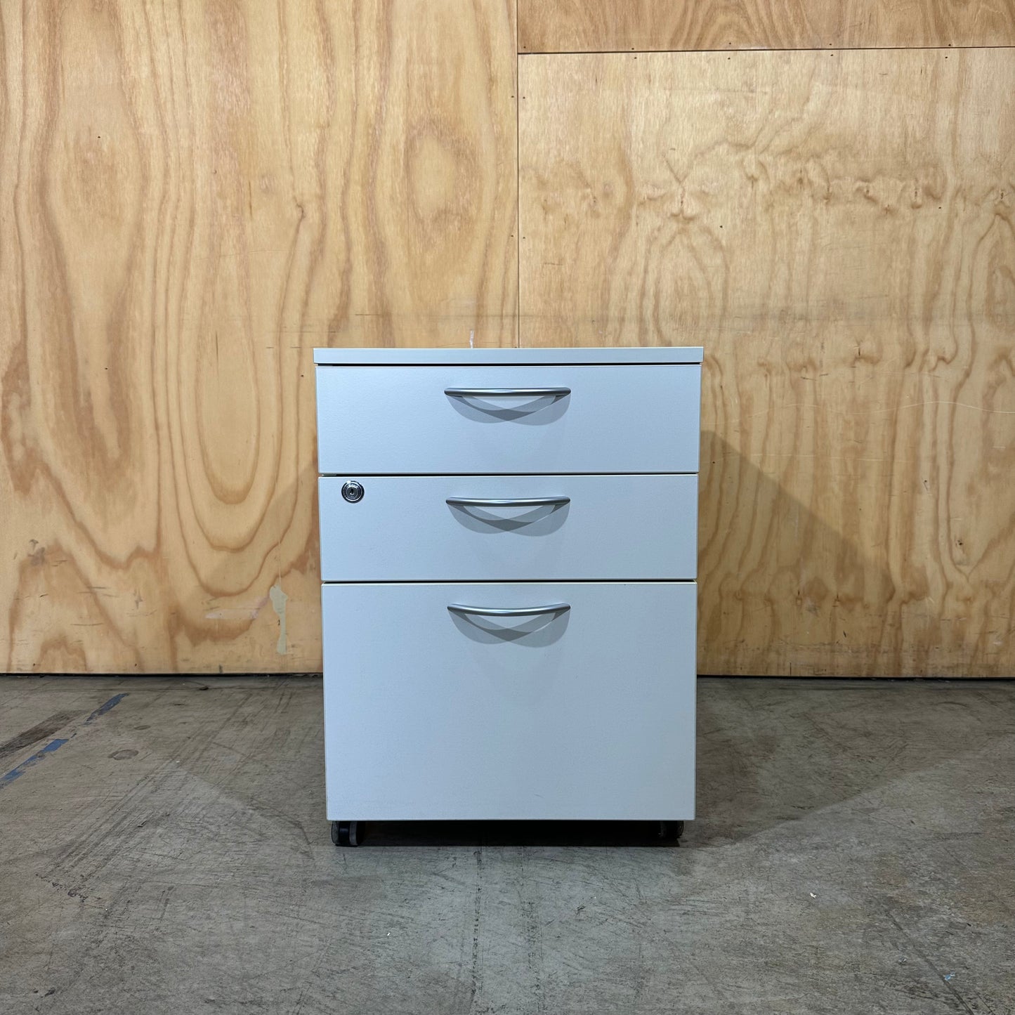 White 3-Drawer MDF Pedestal