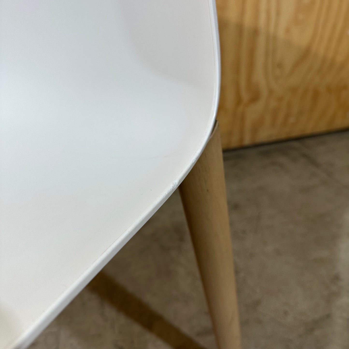 Arper Catifa 46 Dining Chair in White