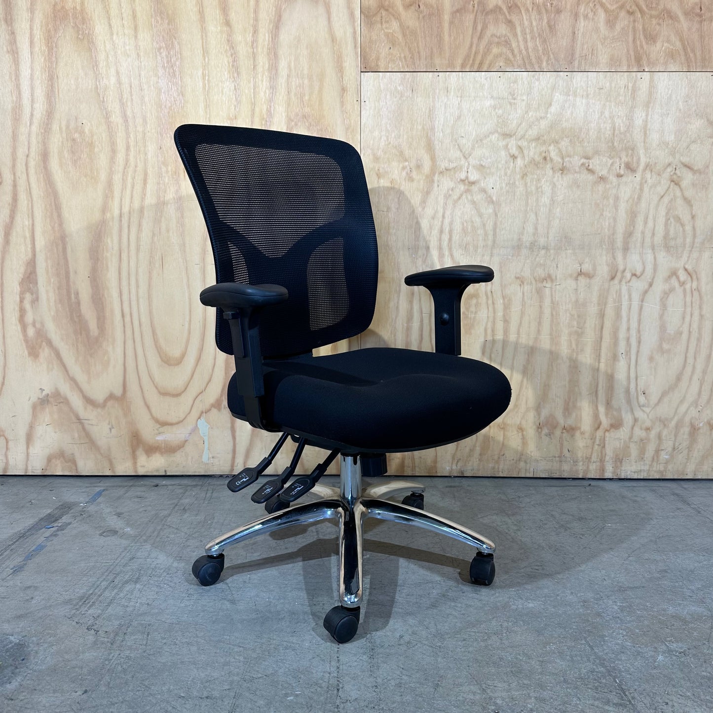 Mesh High Back Office Chair with Chrome Base