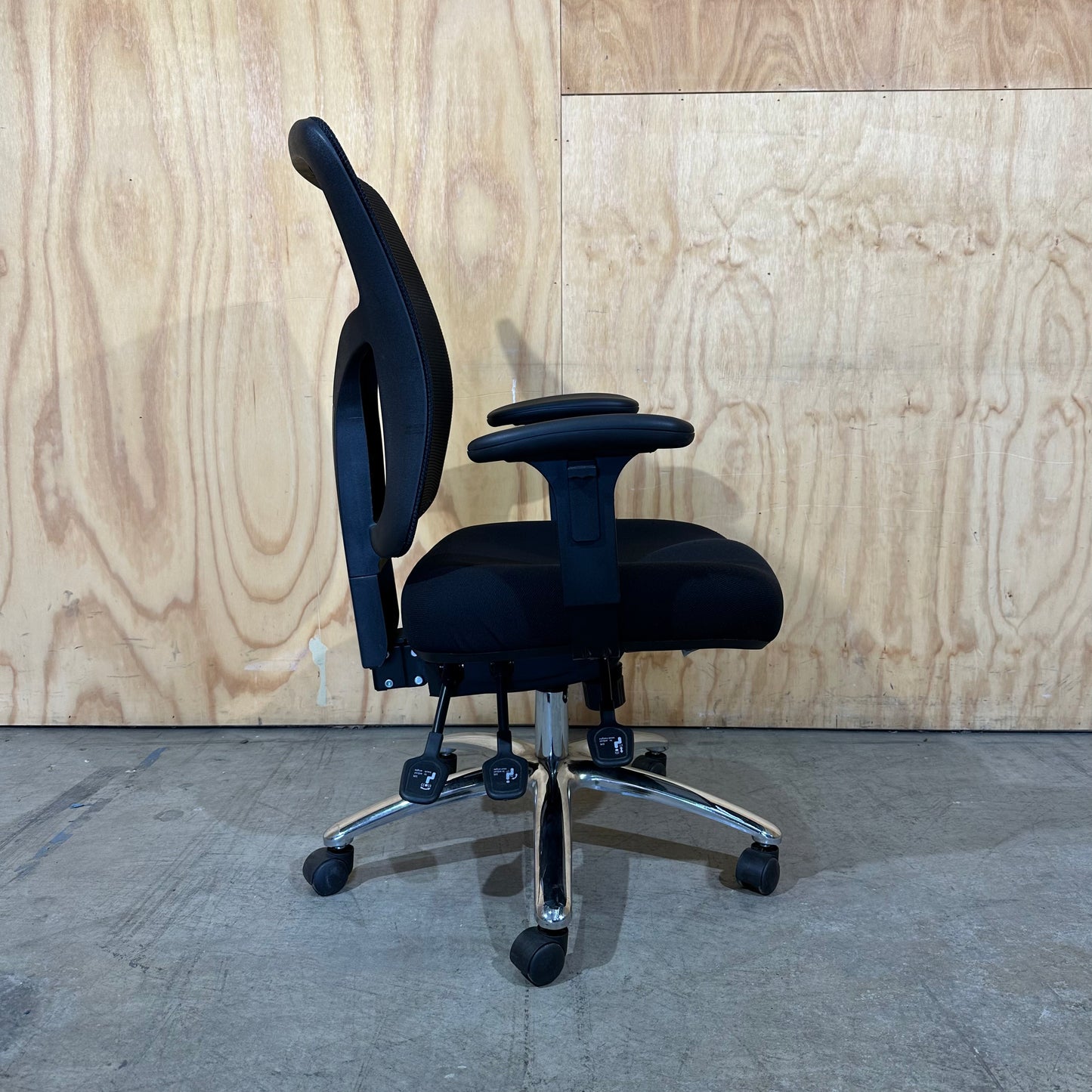 Mesh High Back Office Chair with Chrome Base