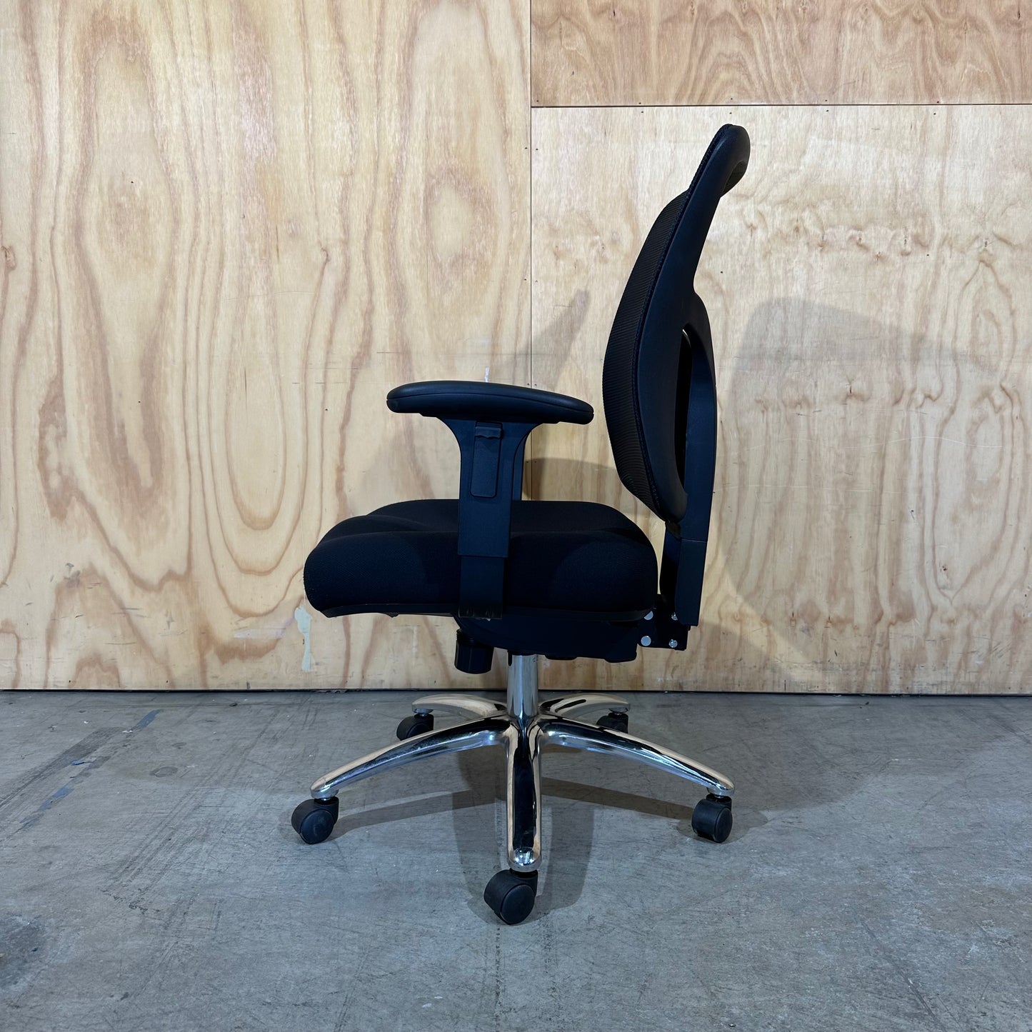Mesh High Back Office Chair with Chrome Base