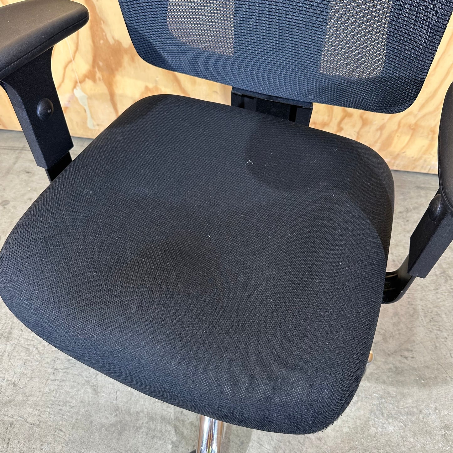 Mesh High Back Office Chair with Chrome Base