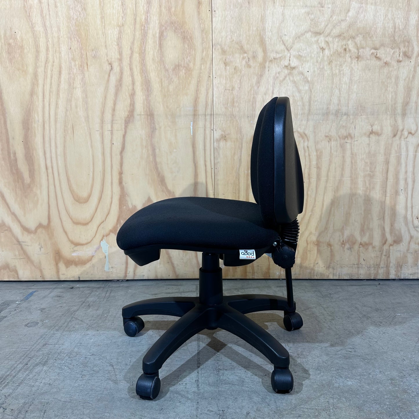 Pago Low Back Task Chair
