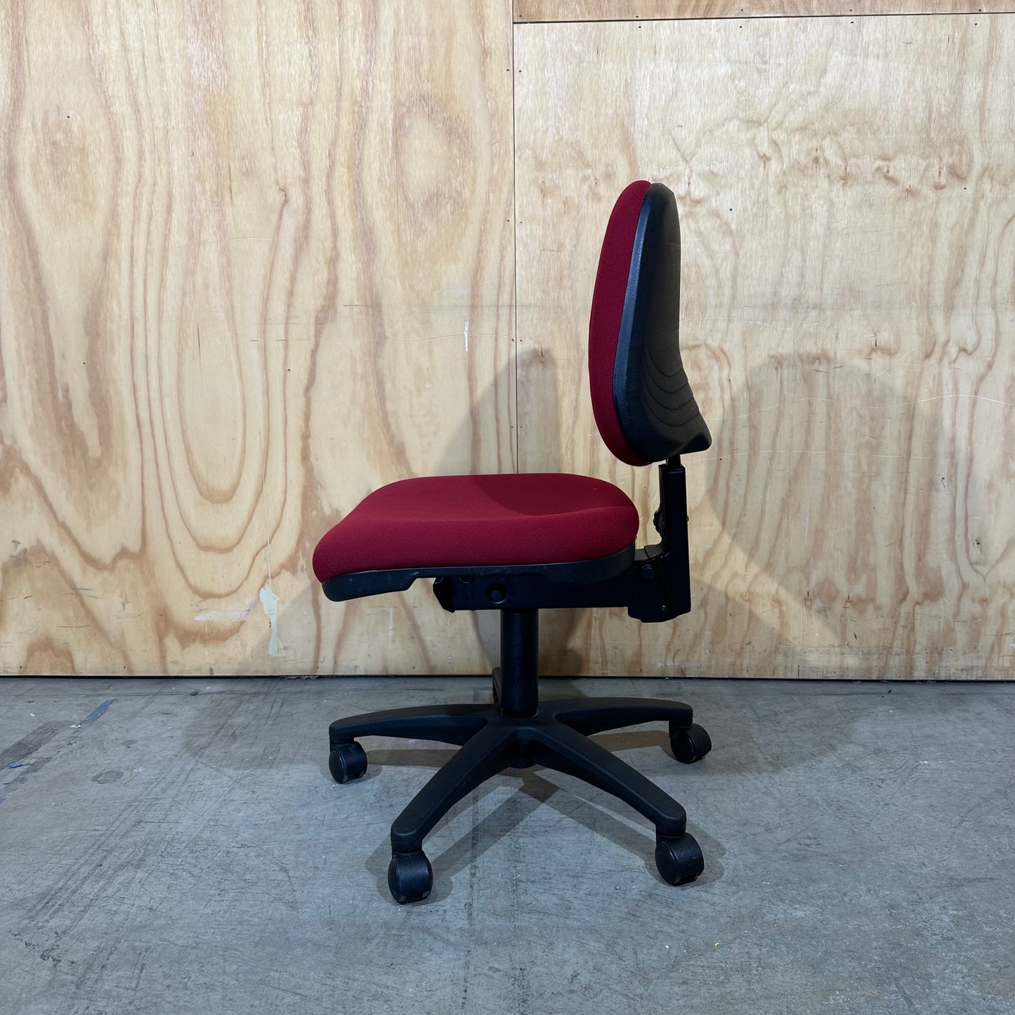 Red Low Back Task Chair