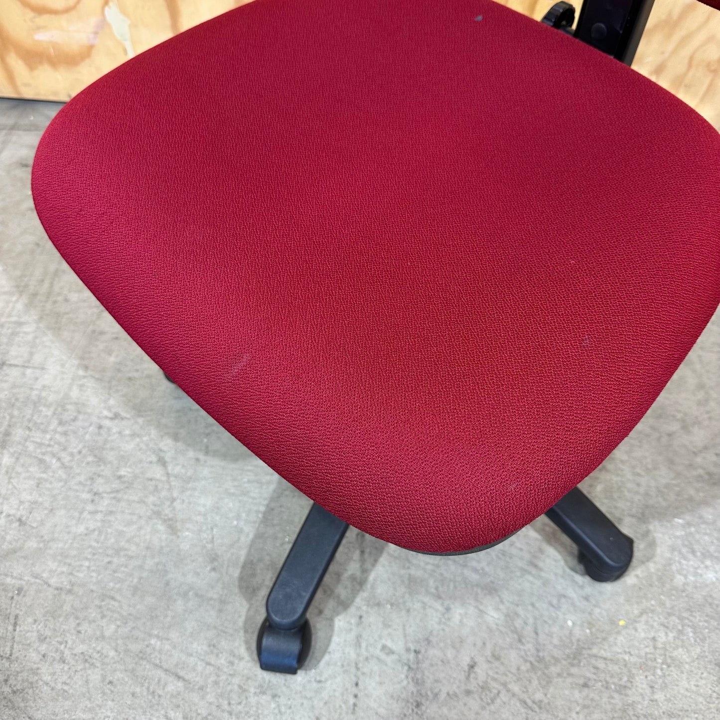 Red Low Back Task Chair