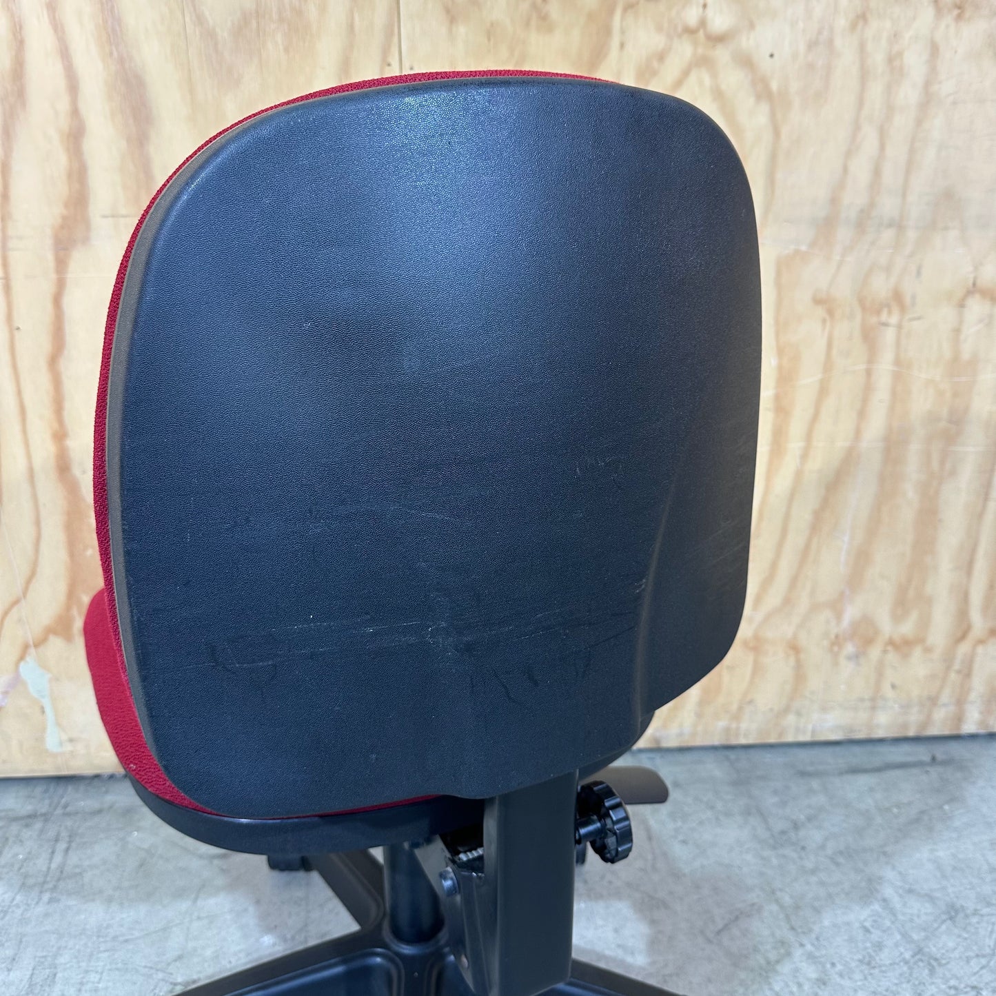 Red Low Back Task Chair