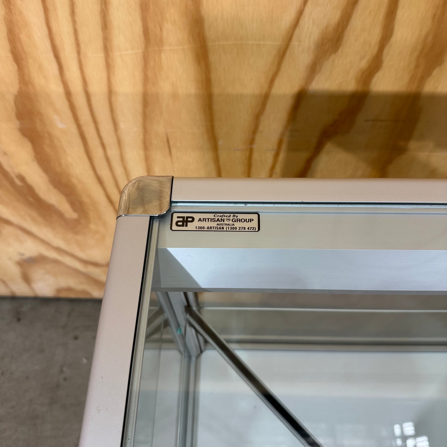 Glass Display Unit