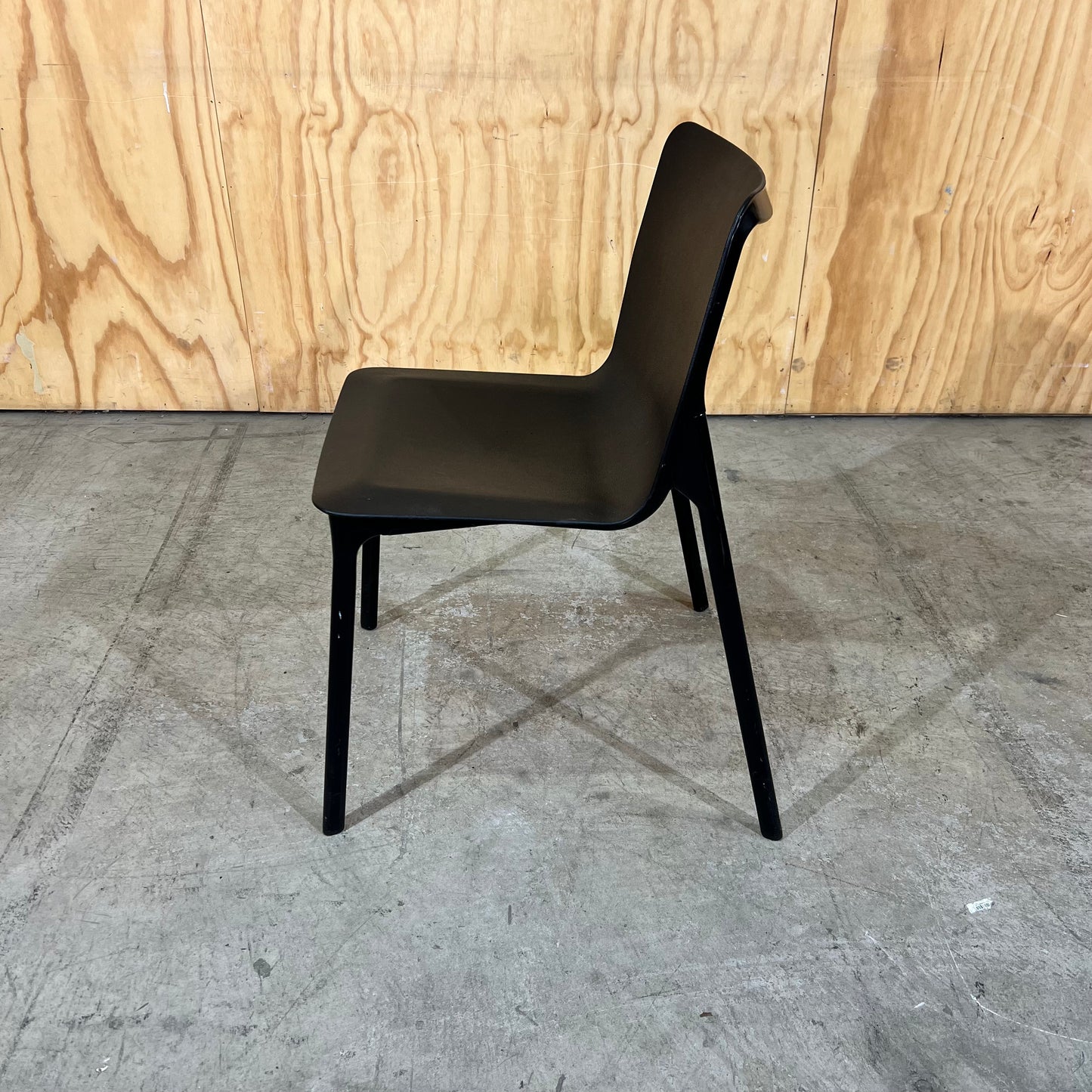 Wilkhahn Chassis Visitor Chair Black