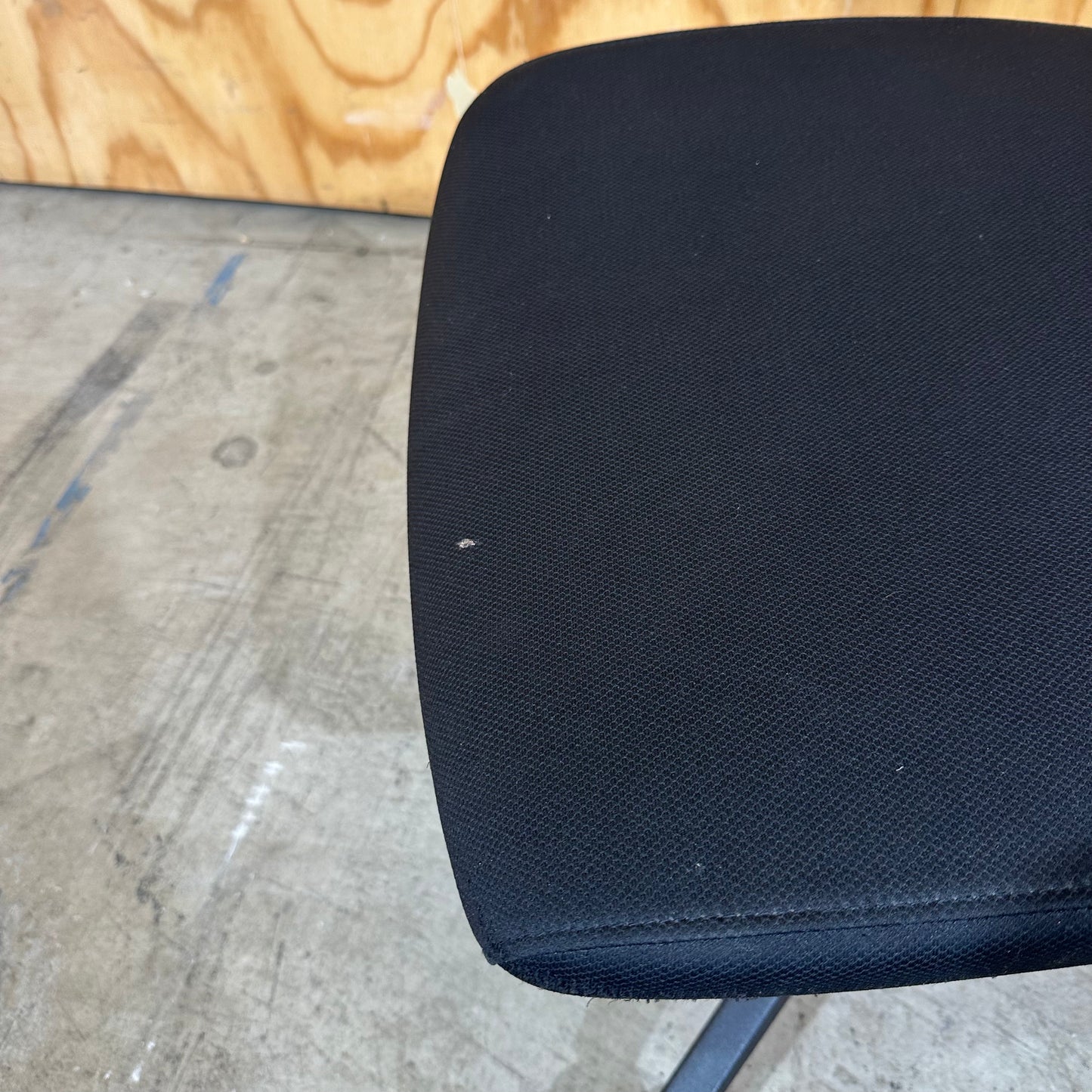 Donati Meshback Task Chair
