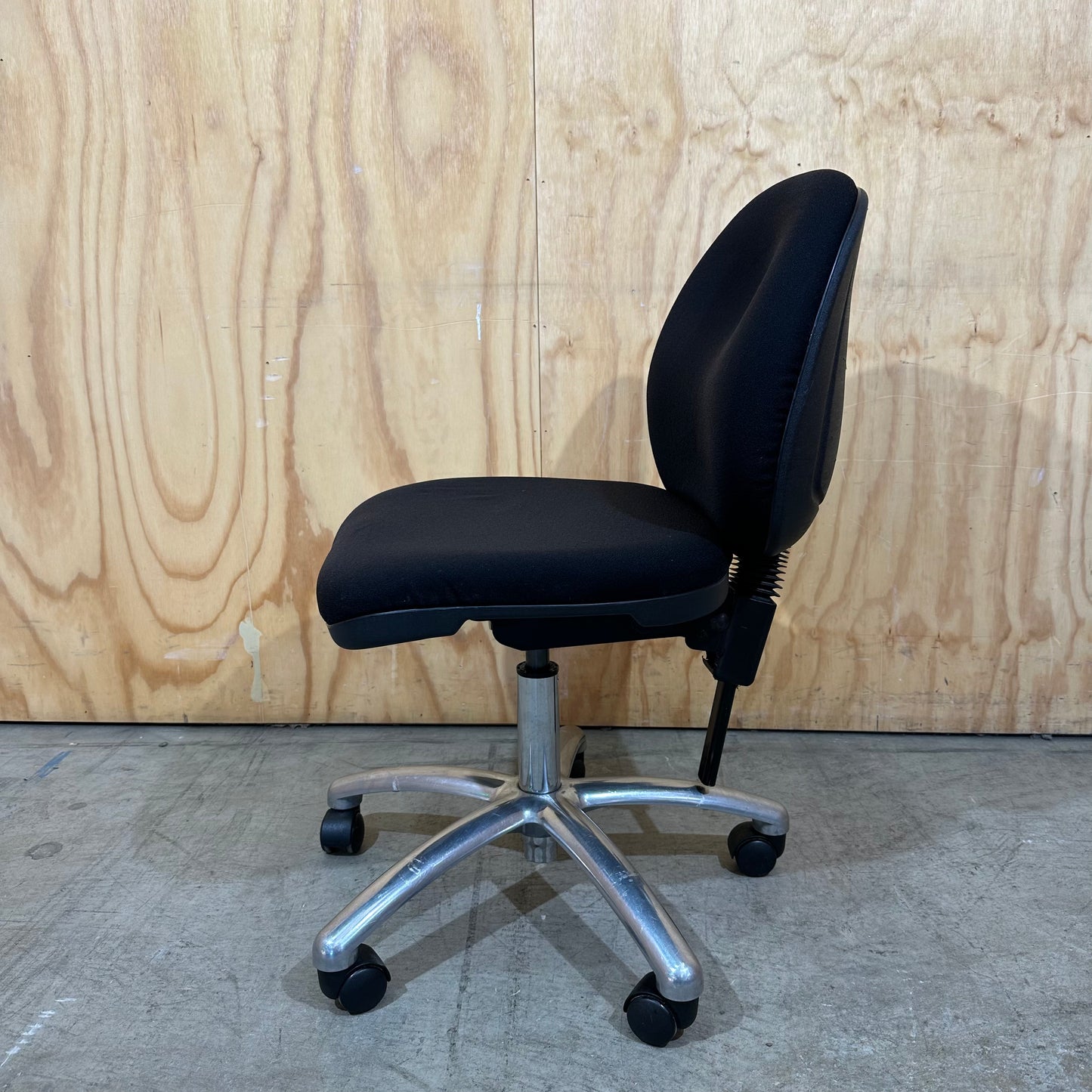 Black Stem Industries Task Chair