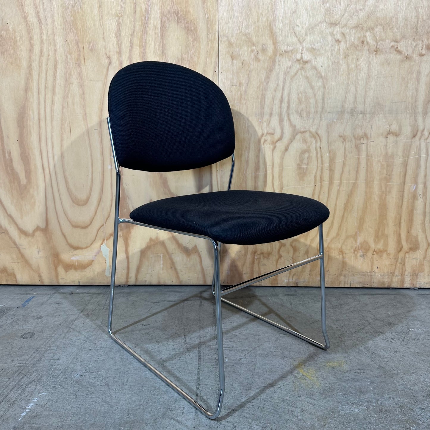 Black Stackable Sled Base Visitor Chair