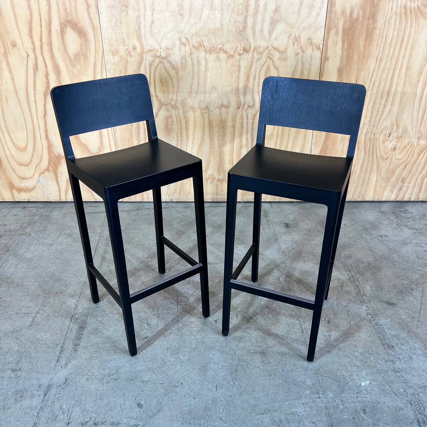Bedont shira high chair by Lorenz + Kaz