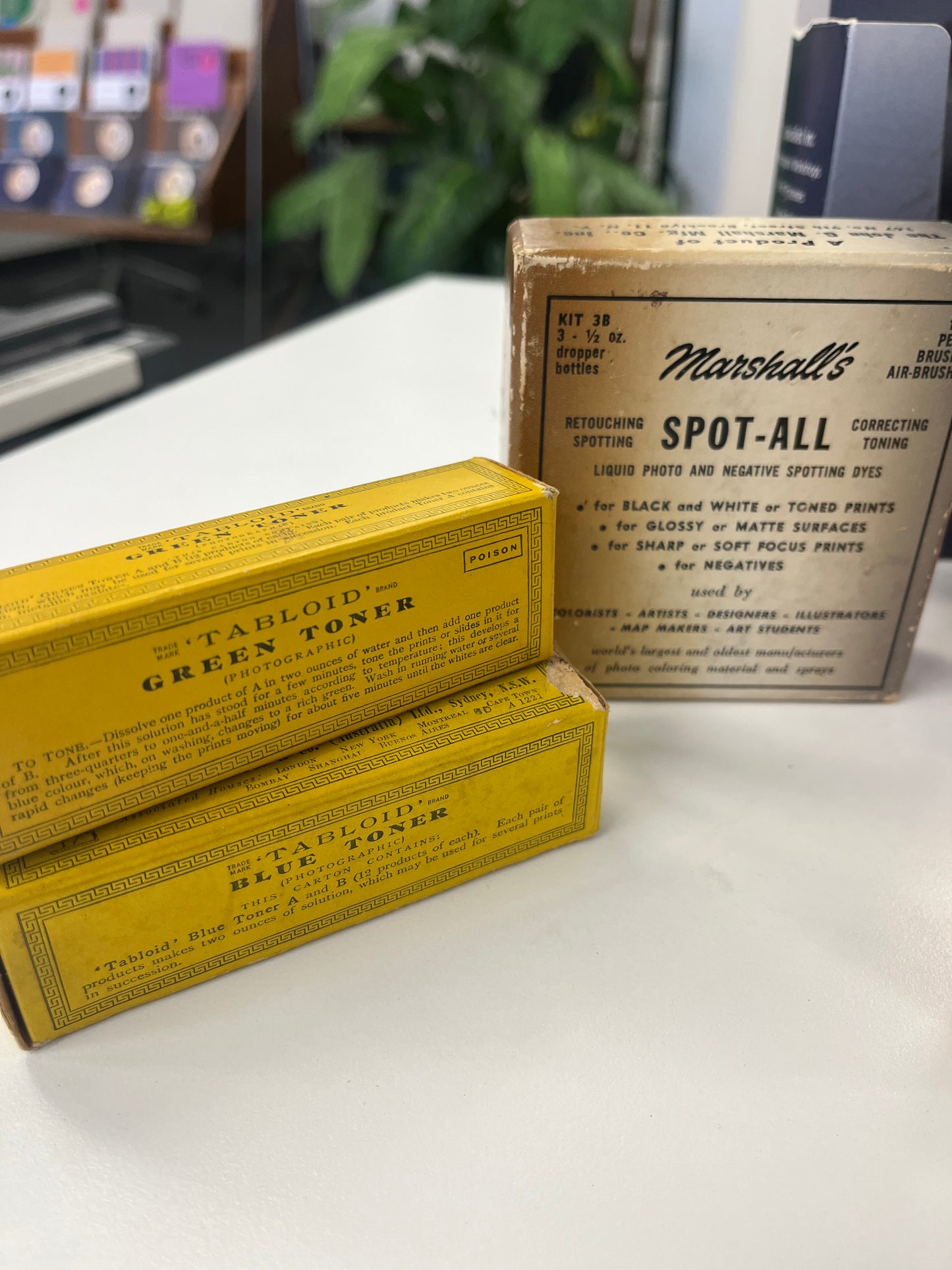 Vintage Photo Retouch Set - 9 pieces, Secondhand & Used (Miscellaneous. Toners + Dyes)