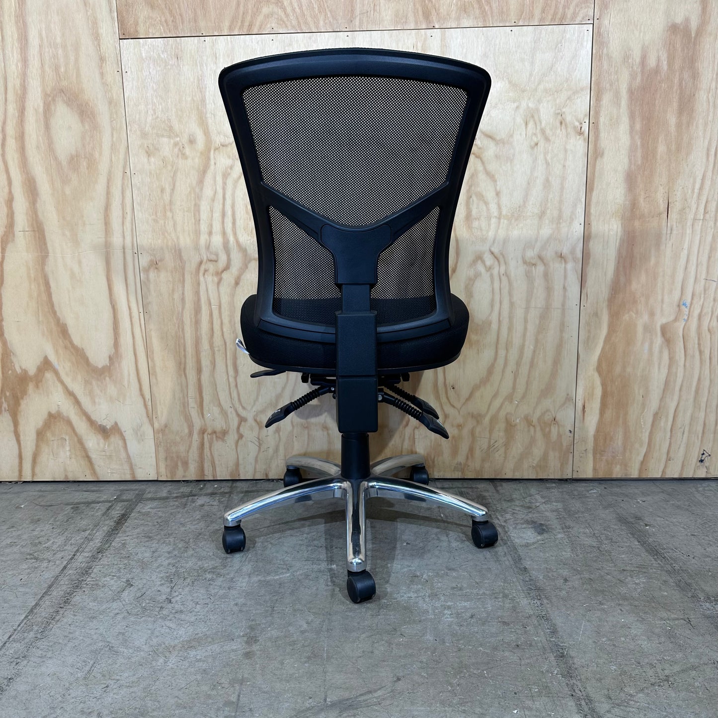 Pago Matrix Mesh Heavy Duty Ergonomic Chair with Seat Slide