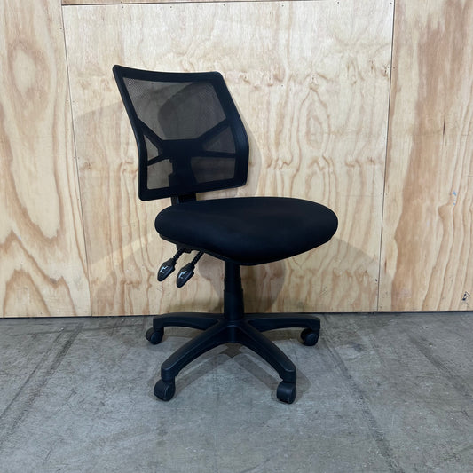 Pago Armless Matrix Mesh Deluxe Heavy Duty Chair on plastic base