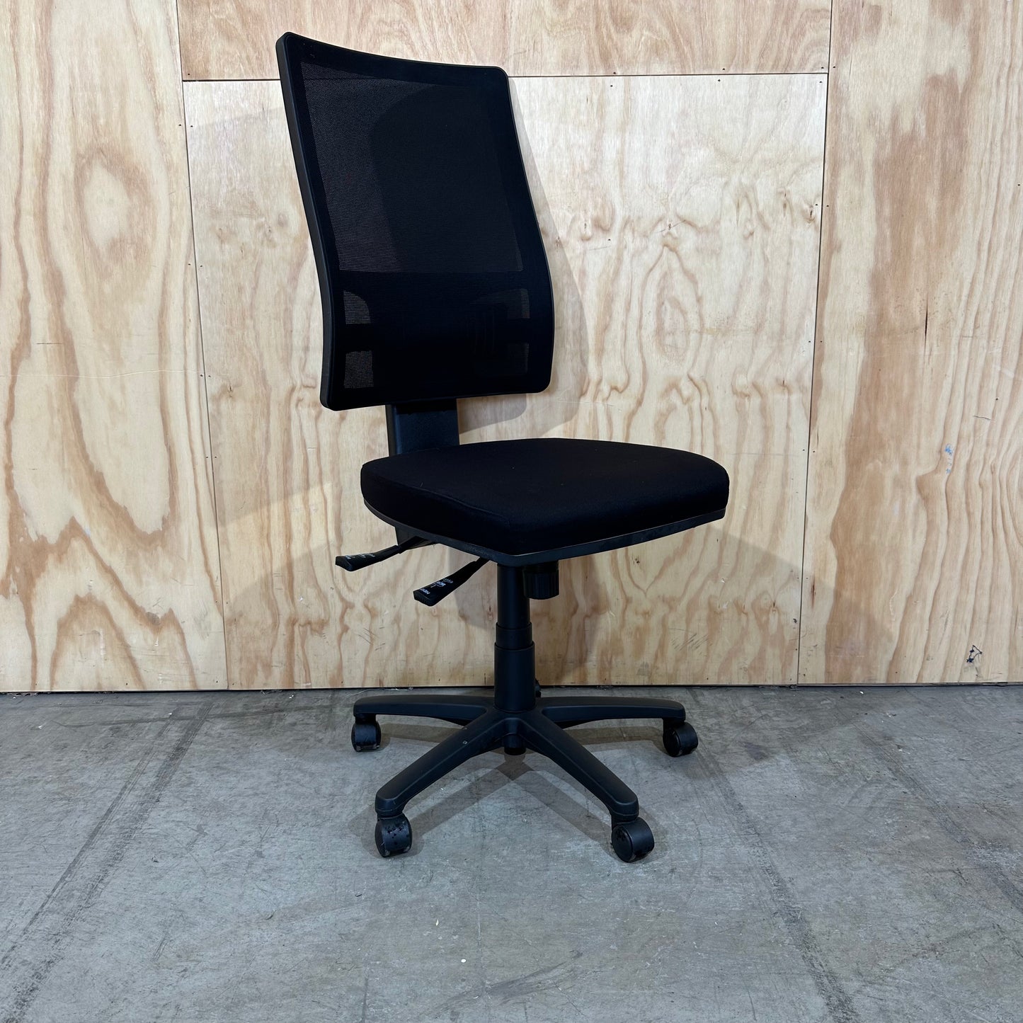 Ergonomic Mesh Office Chair