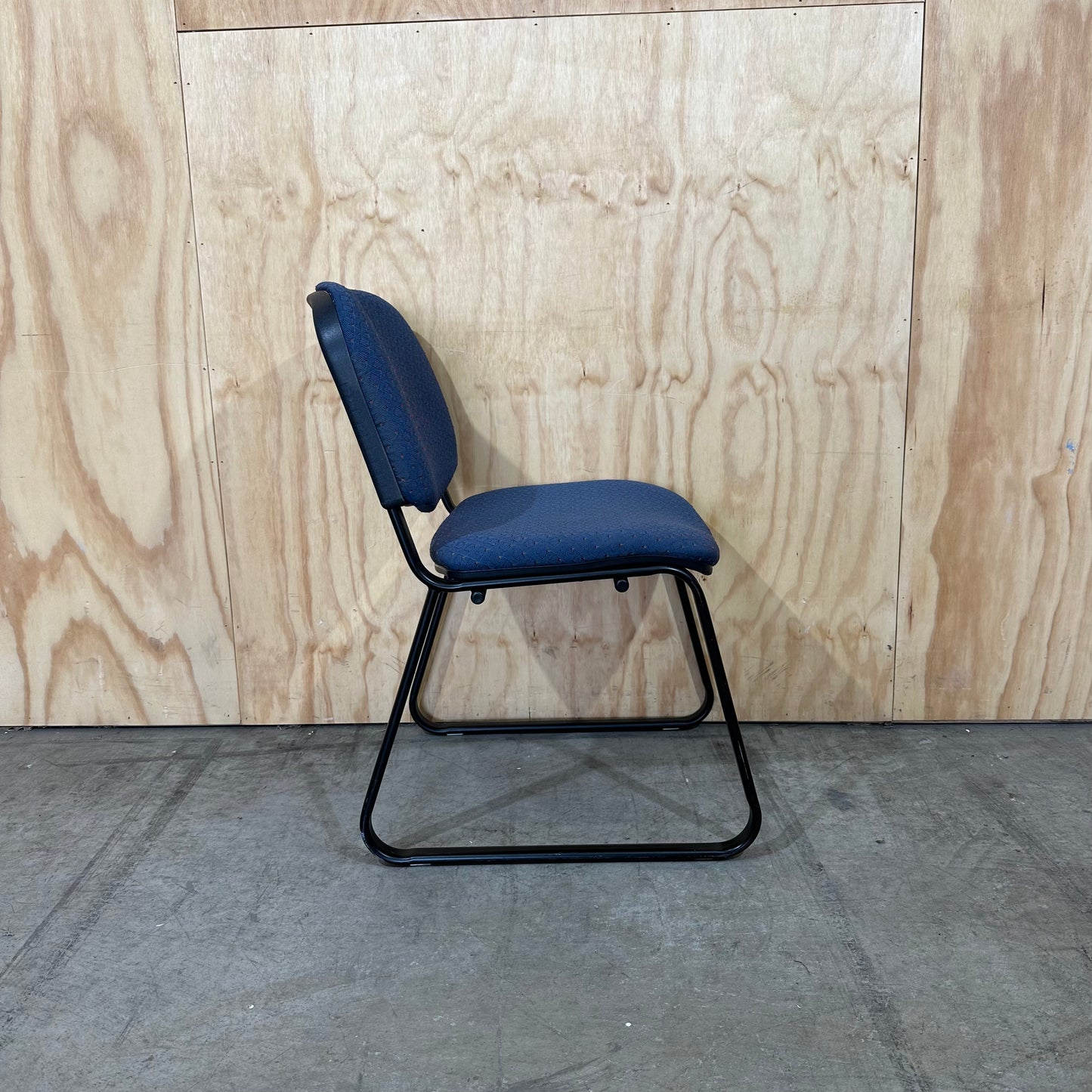 Blue Pattern Visitor Chair