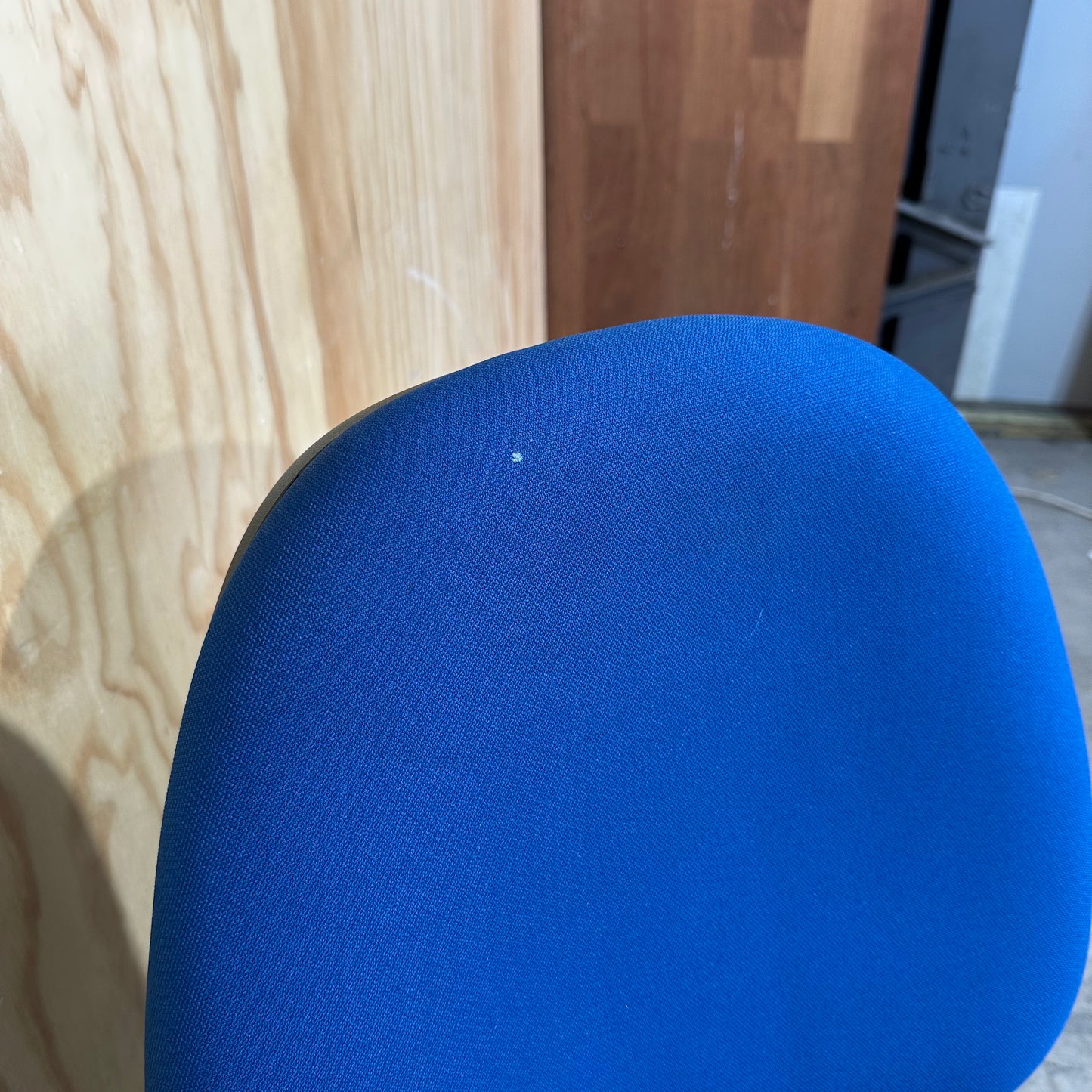 Blue ergonomic 3-lever task chair