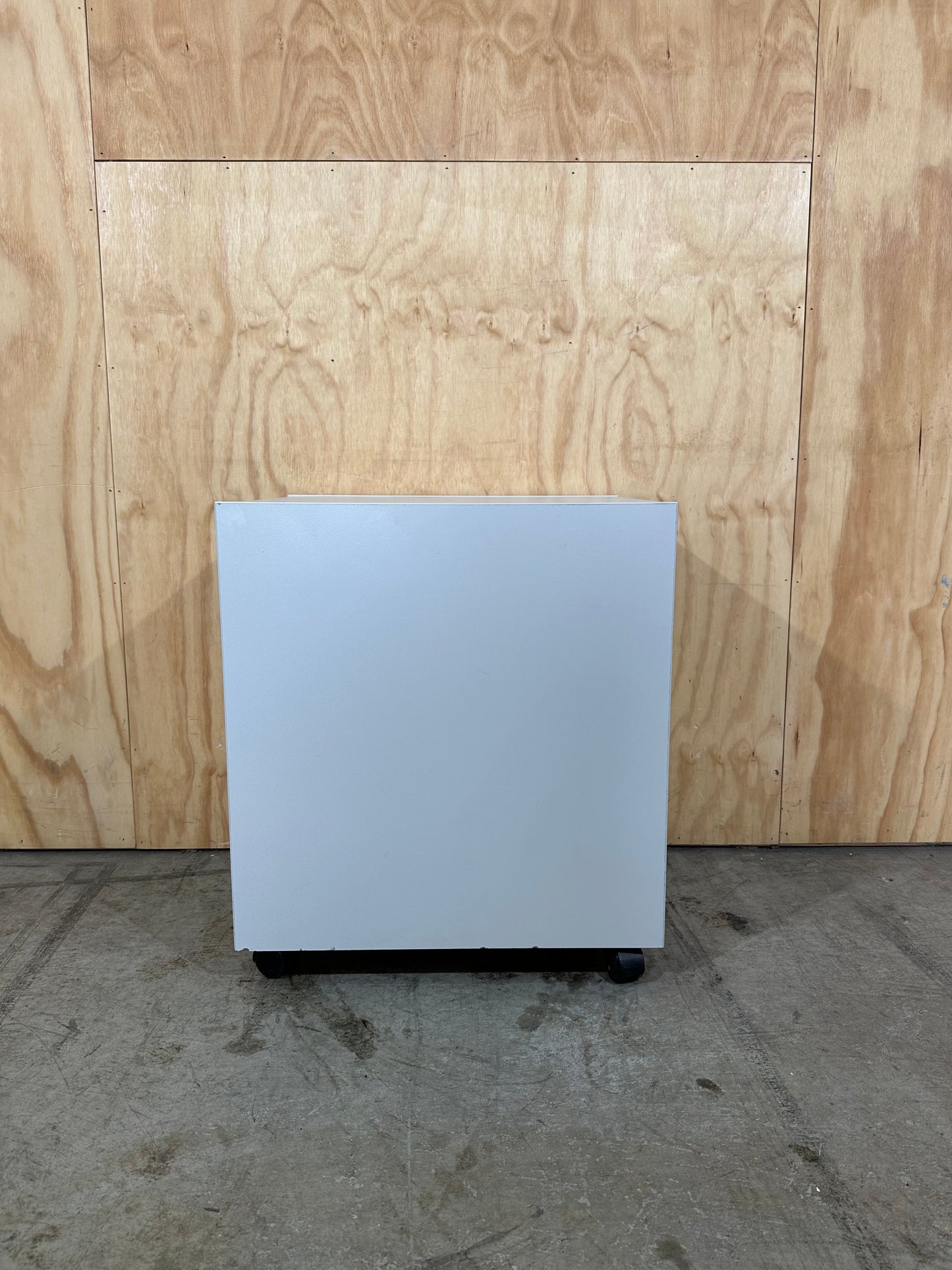 White Laminate Pedestal