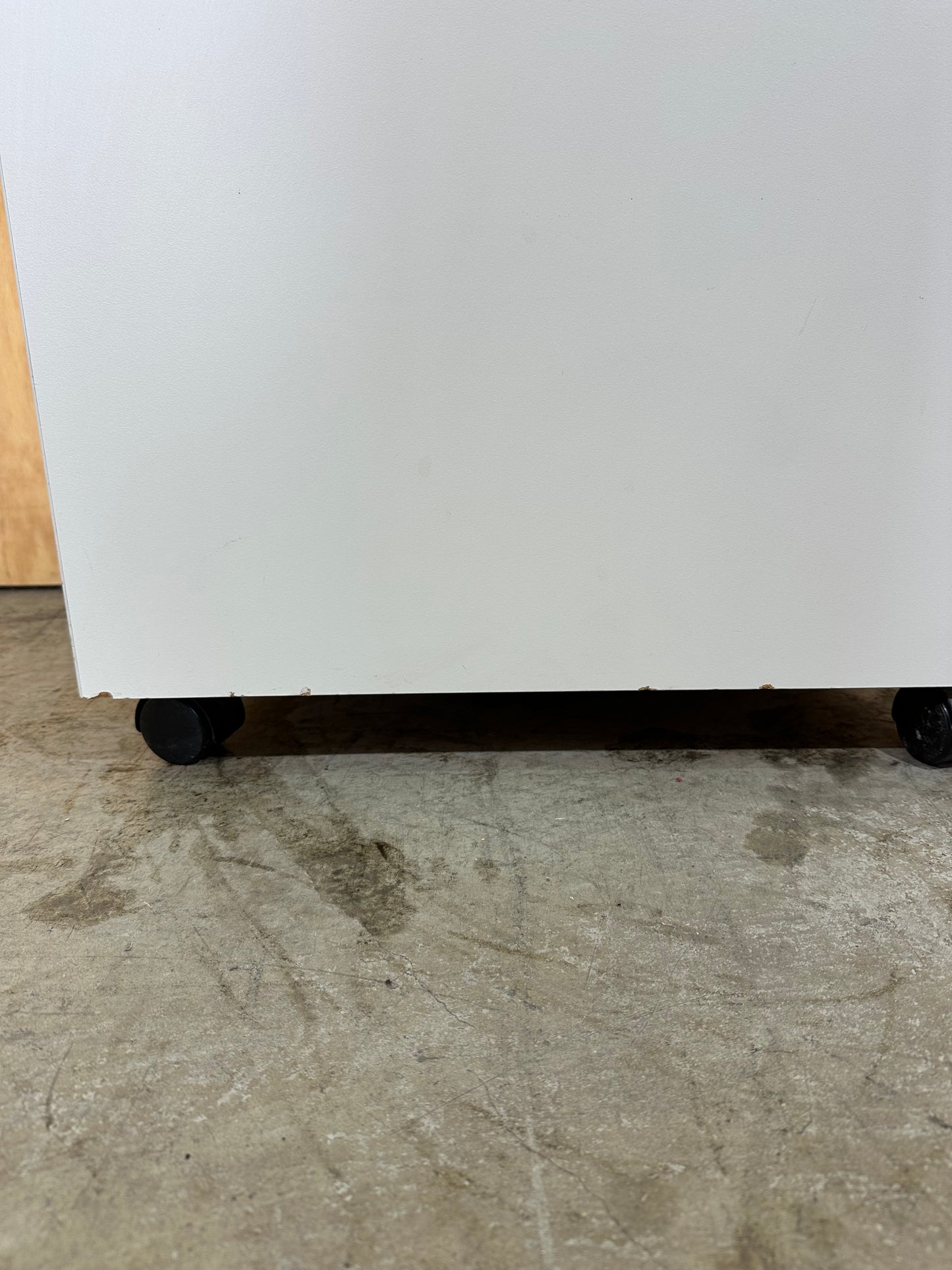 White Laminate Pedestal