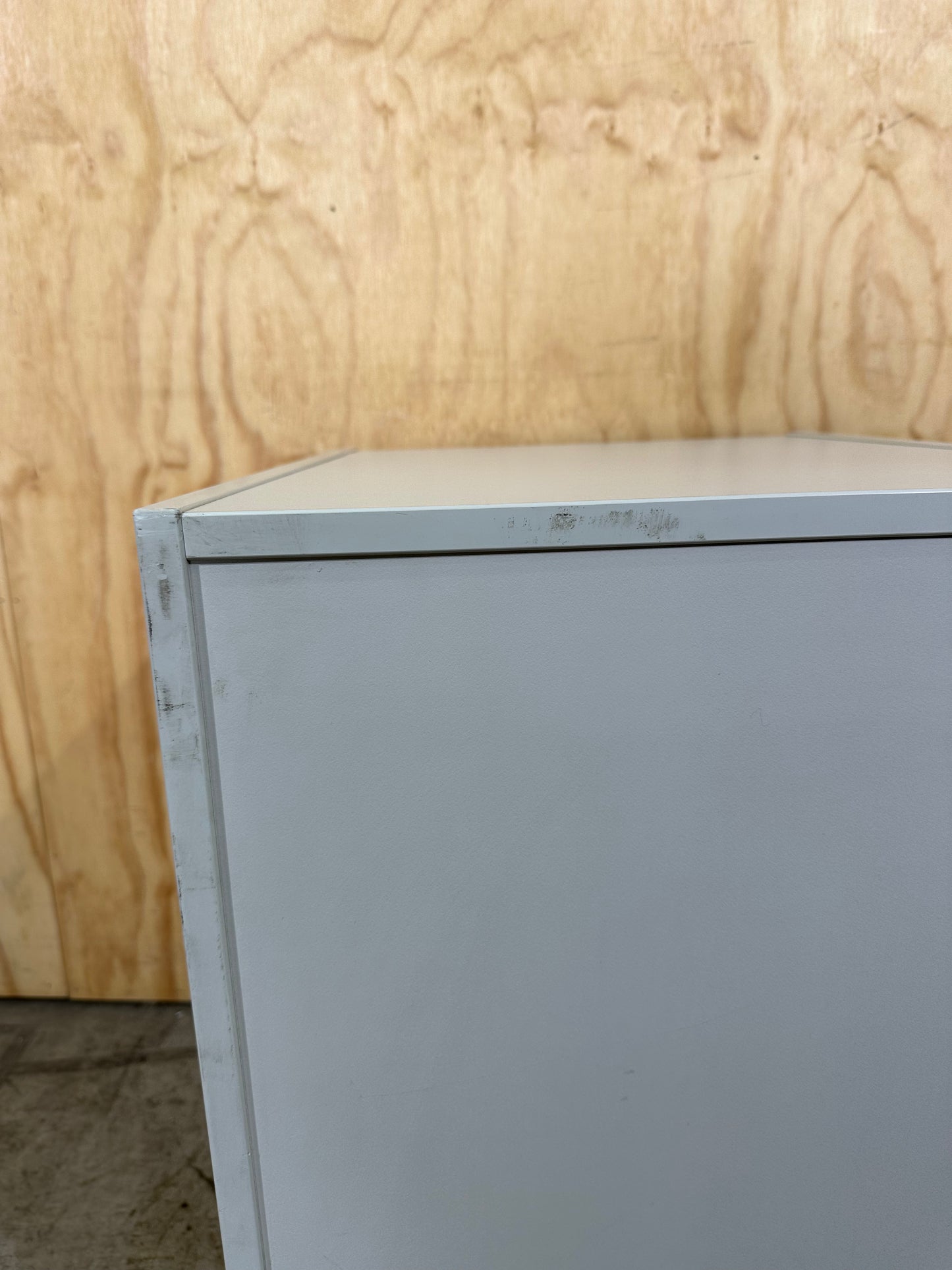 White Laminate Pedestal