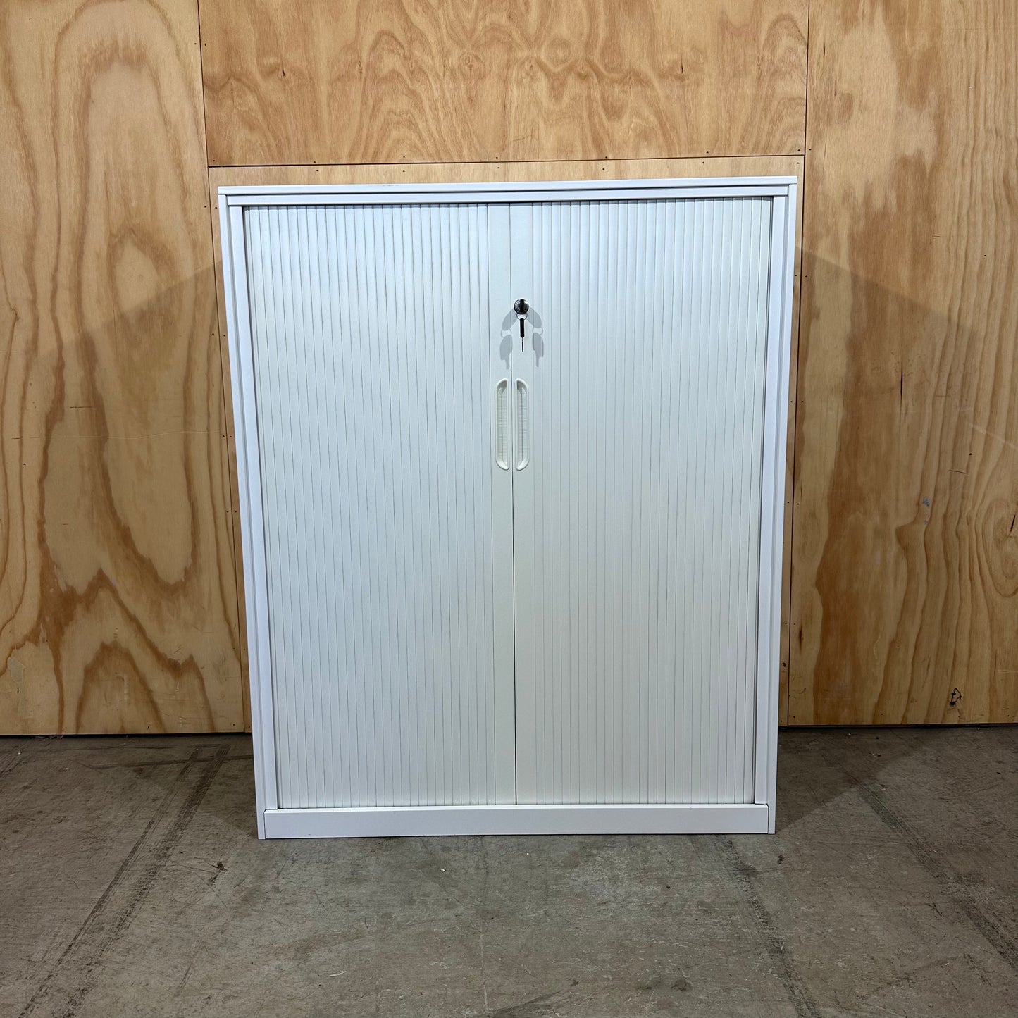 White Tambour Unit