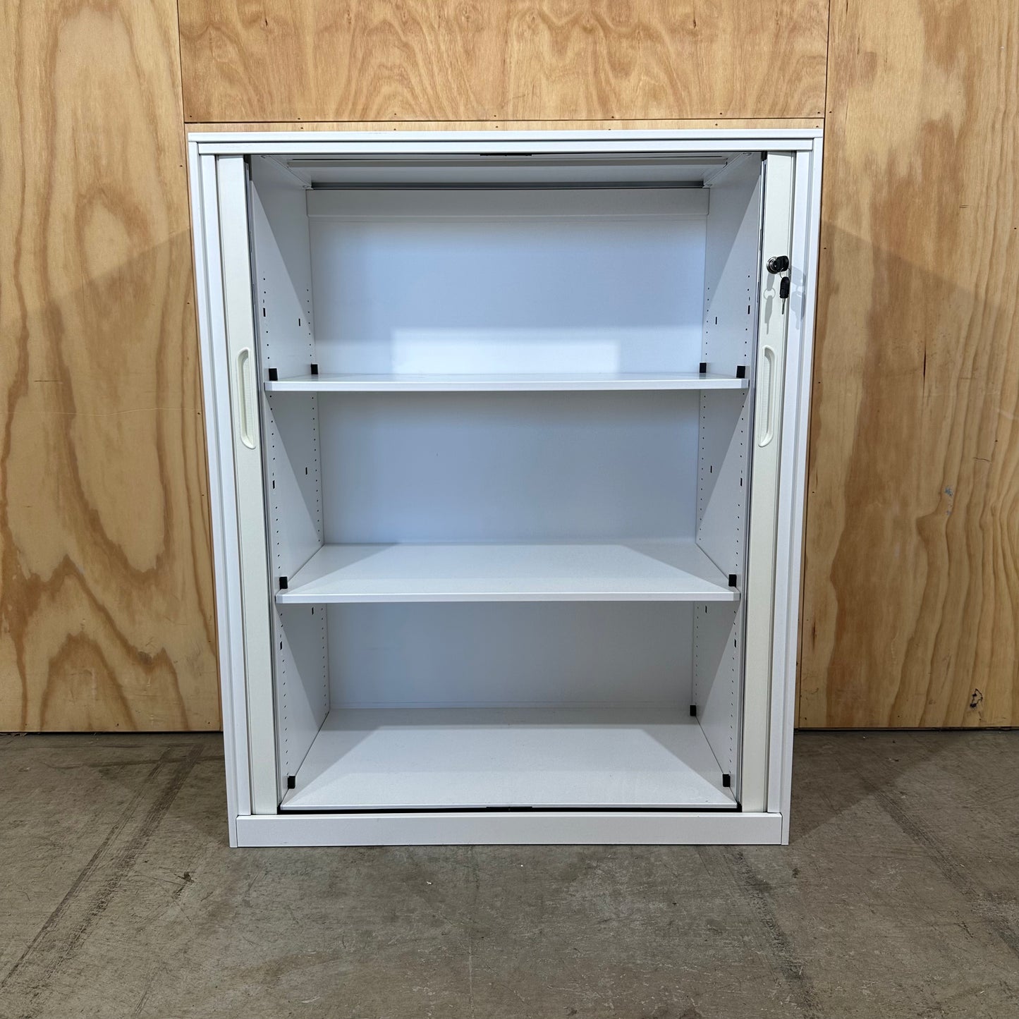 White Tambour Unit