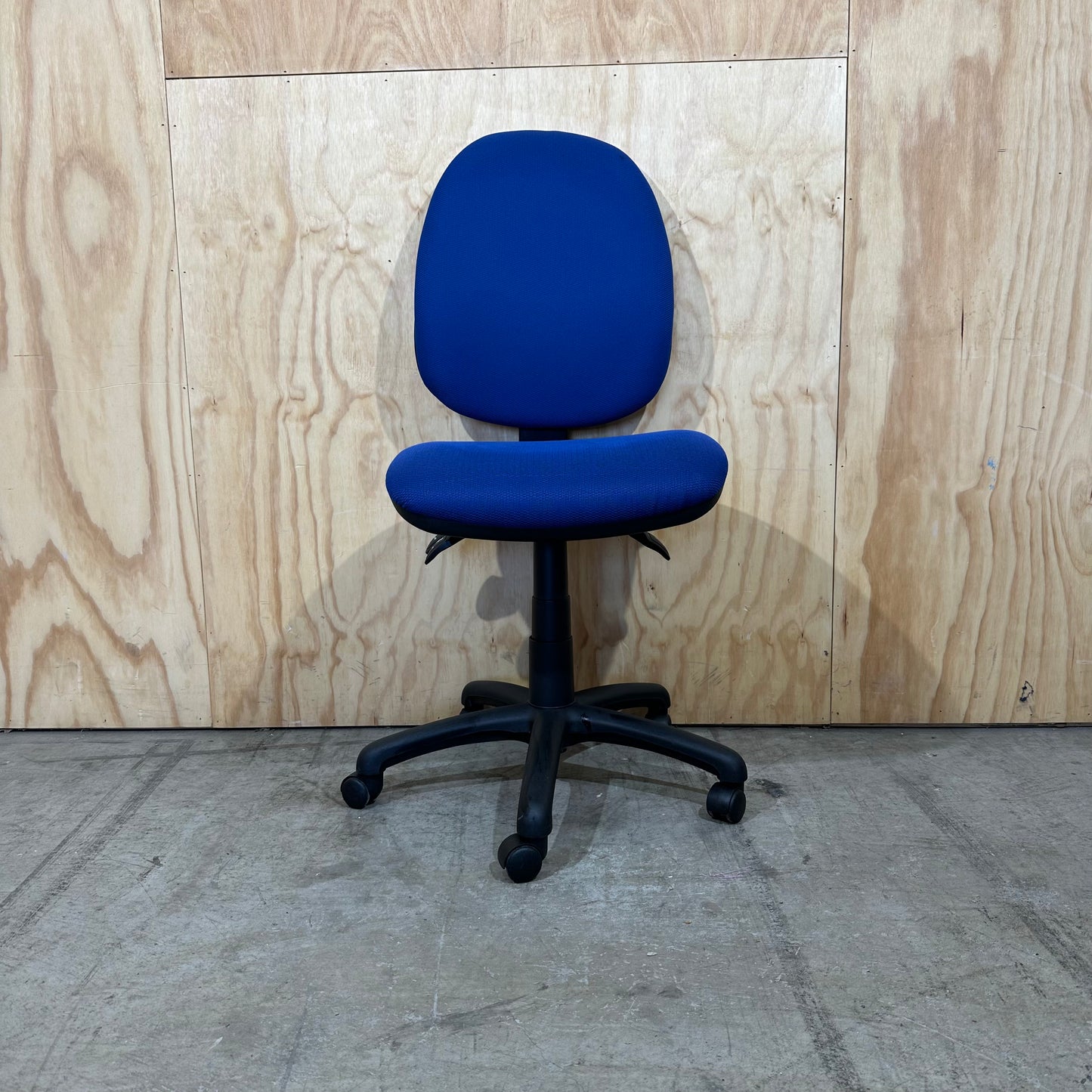 Blue Pago Task Chair