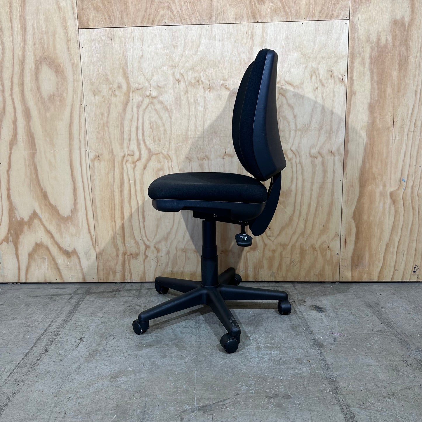 STEM Squareback Task Chair