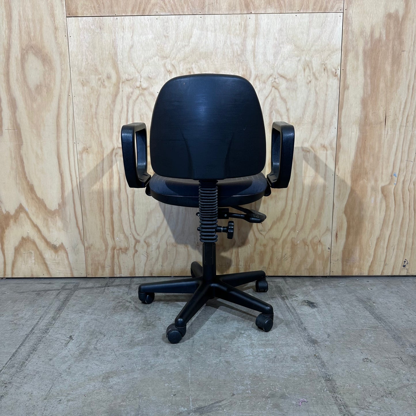 Grey Stylecraft Task Chair