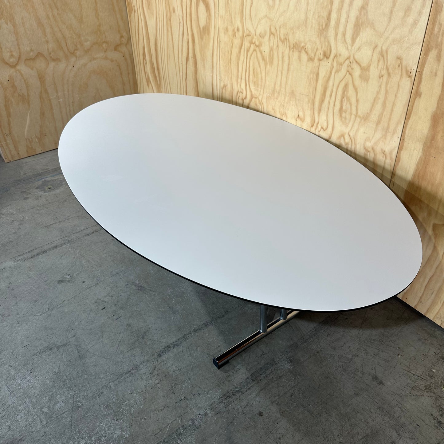 White Oval Table