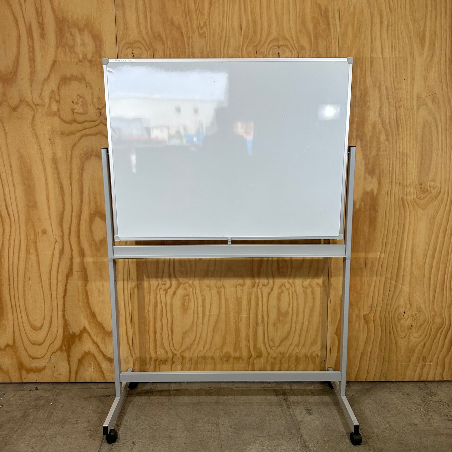 Penrite by Quartet Whiteboard on Wheels