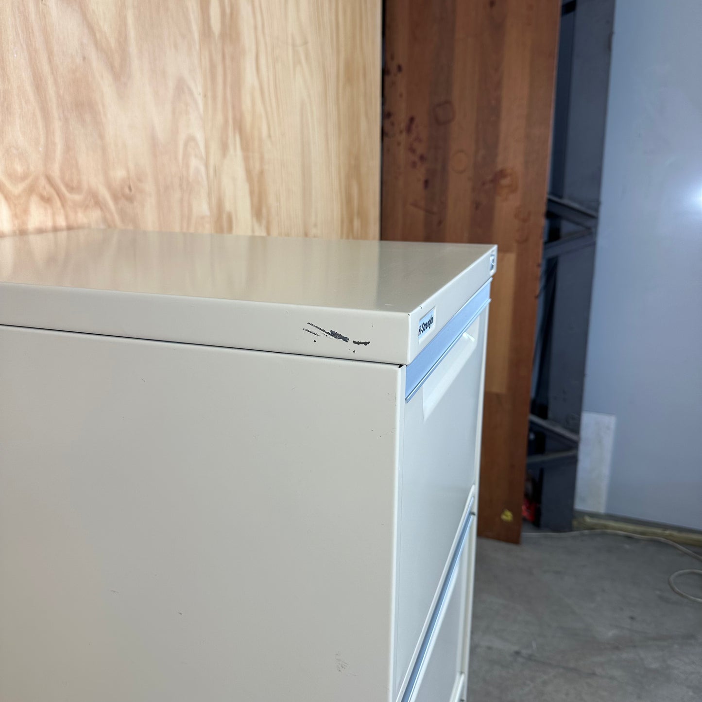 Beige Hi-Strength Filing Cabinet