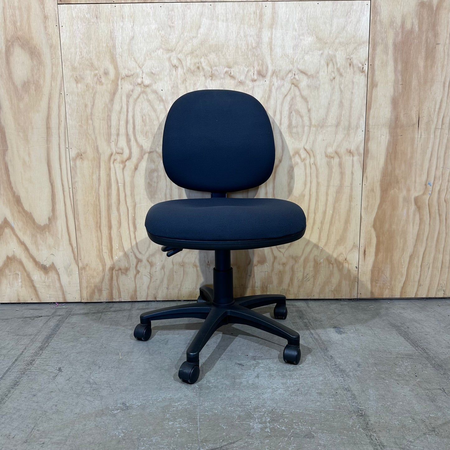 Blue Stem Magnum Task Chair