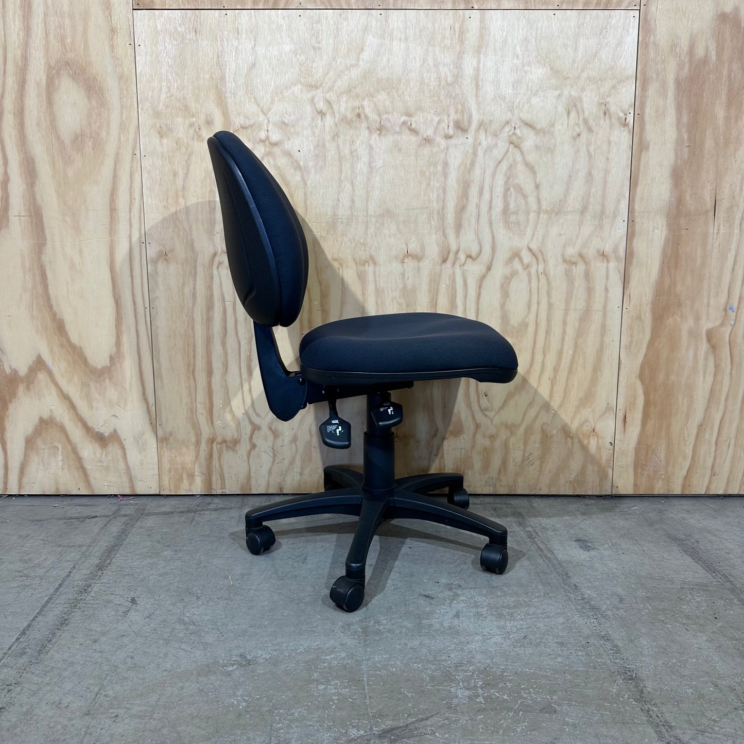Blue Stem Magnum Task Chair