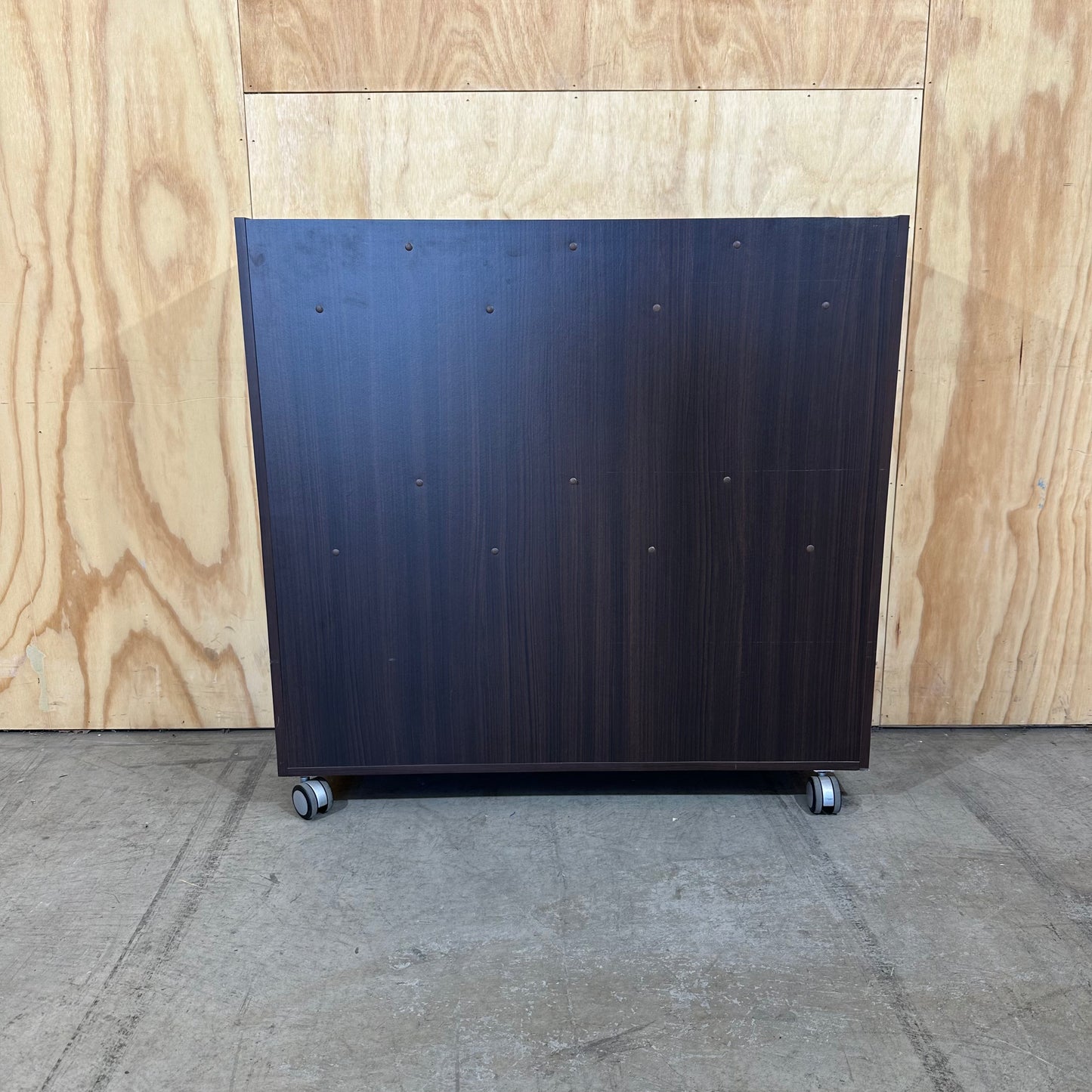 Mobile Shelving Unit