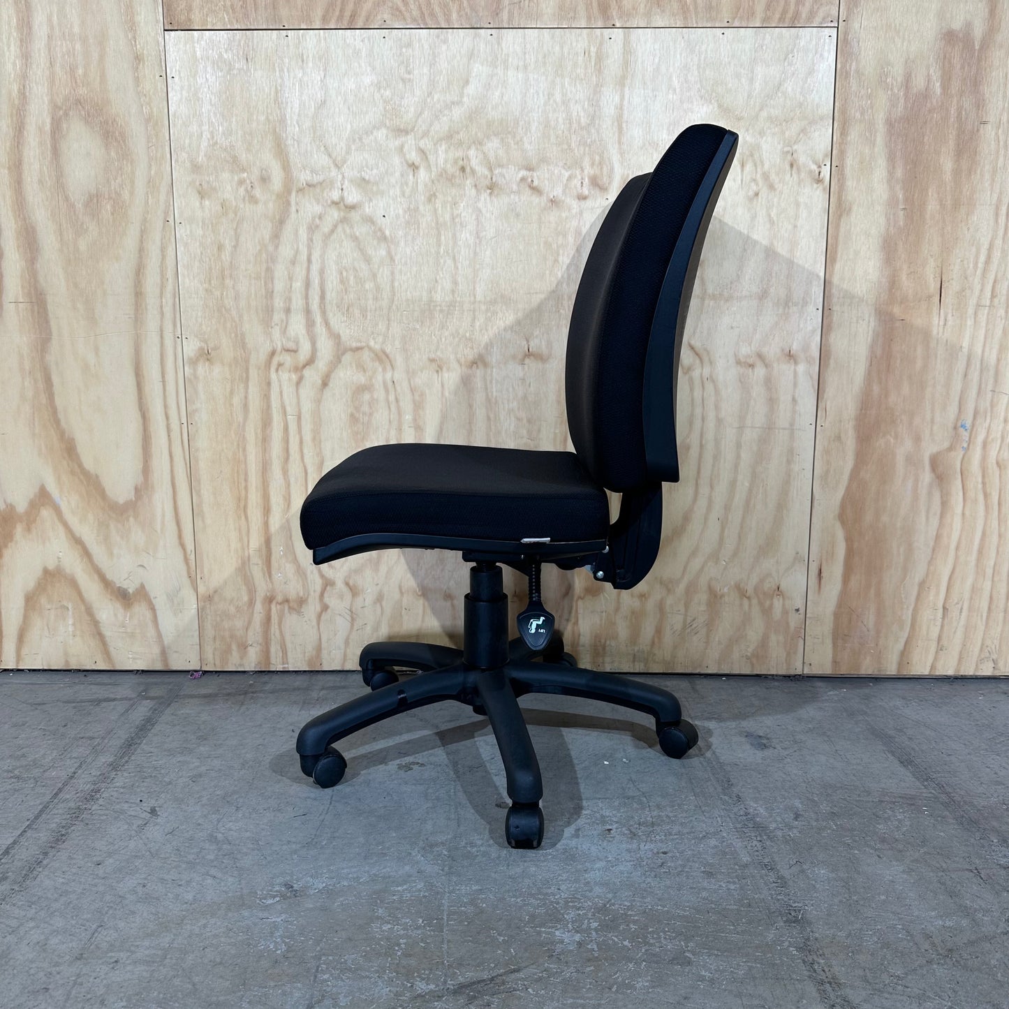 Pago Matrix II High Back Heavy Duty Task Chair in Black