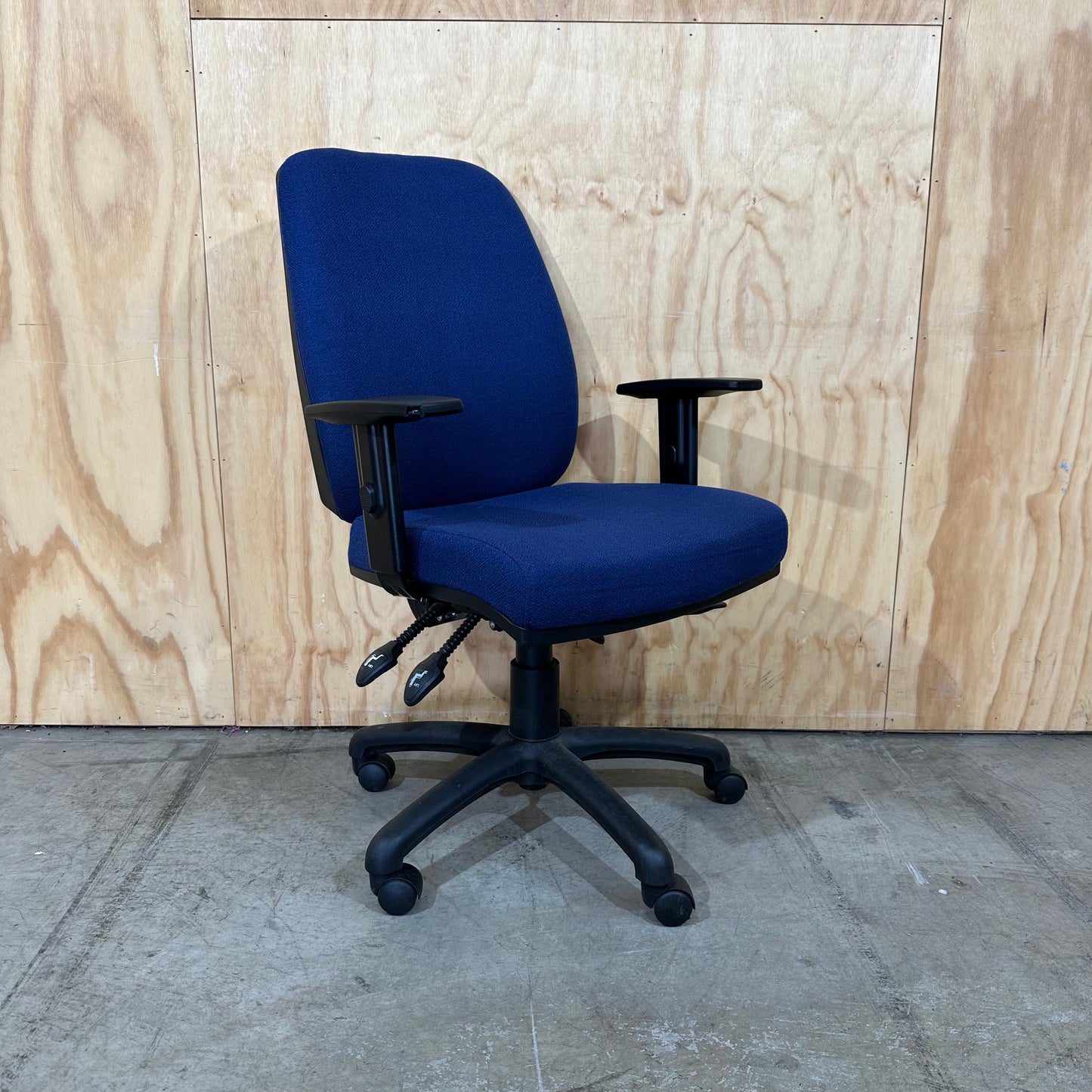 Blue Pago Task Chair with Arms