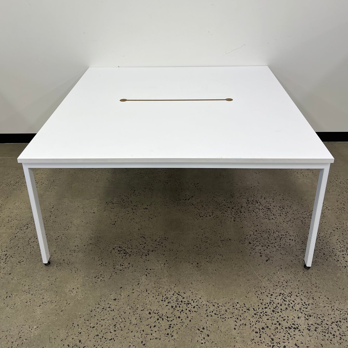 BULK BUY: White Double Sided Workstation